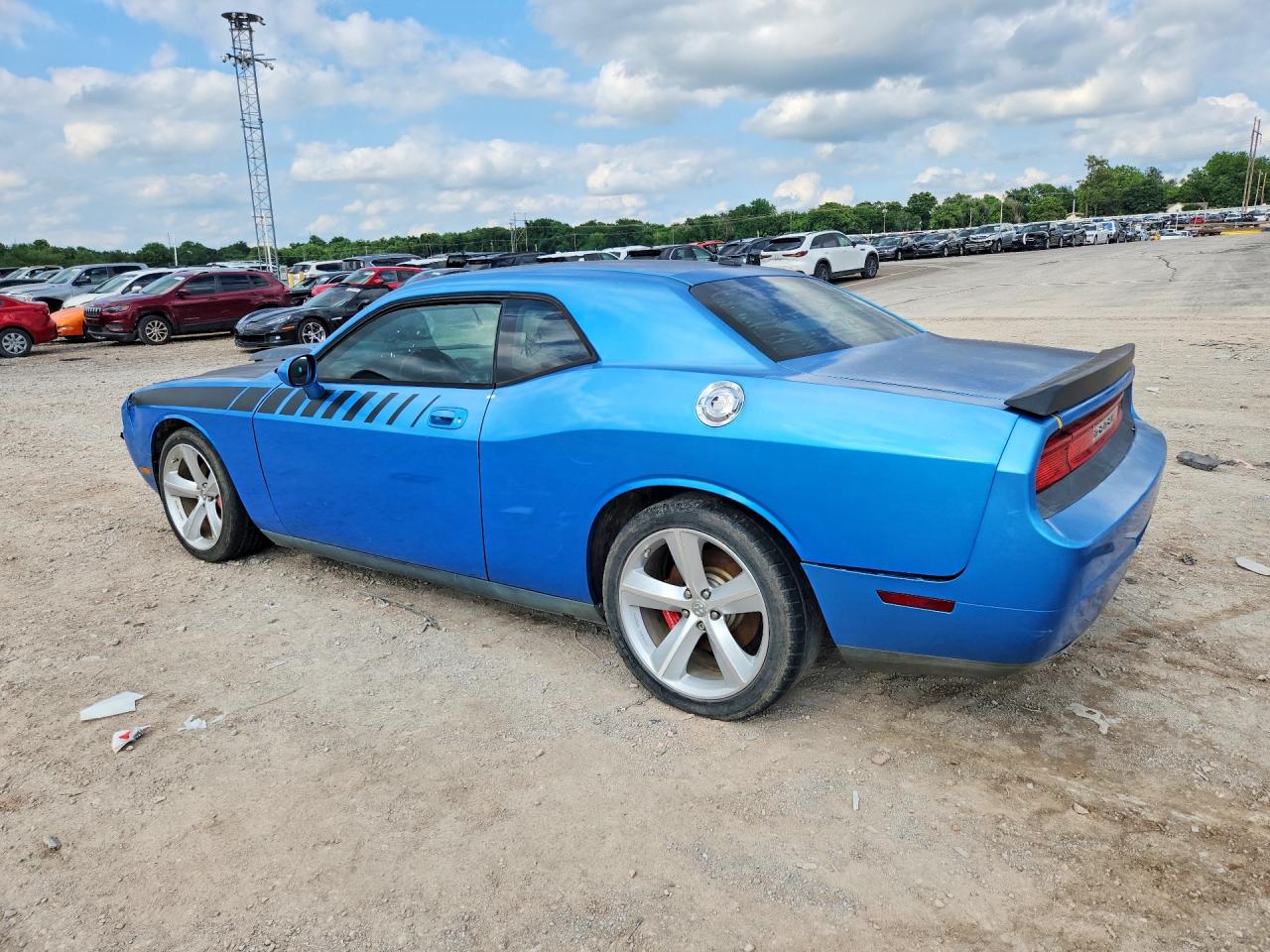 Dodge Challenger Srt-8