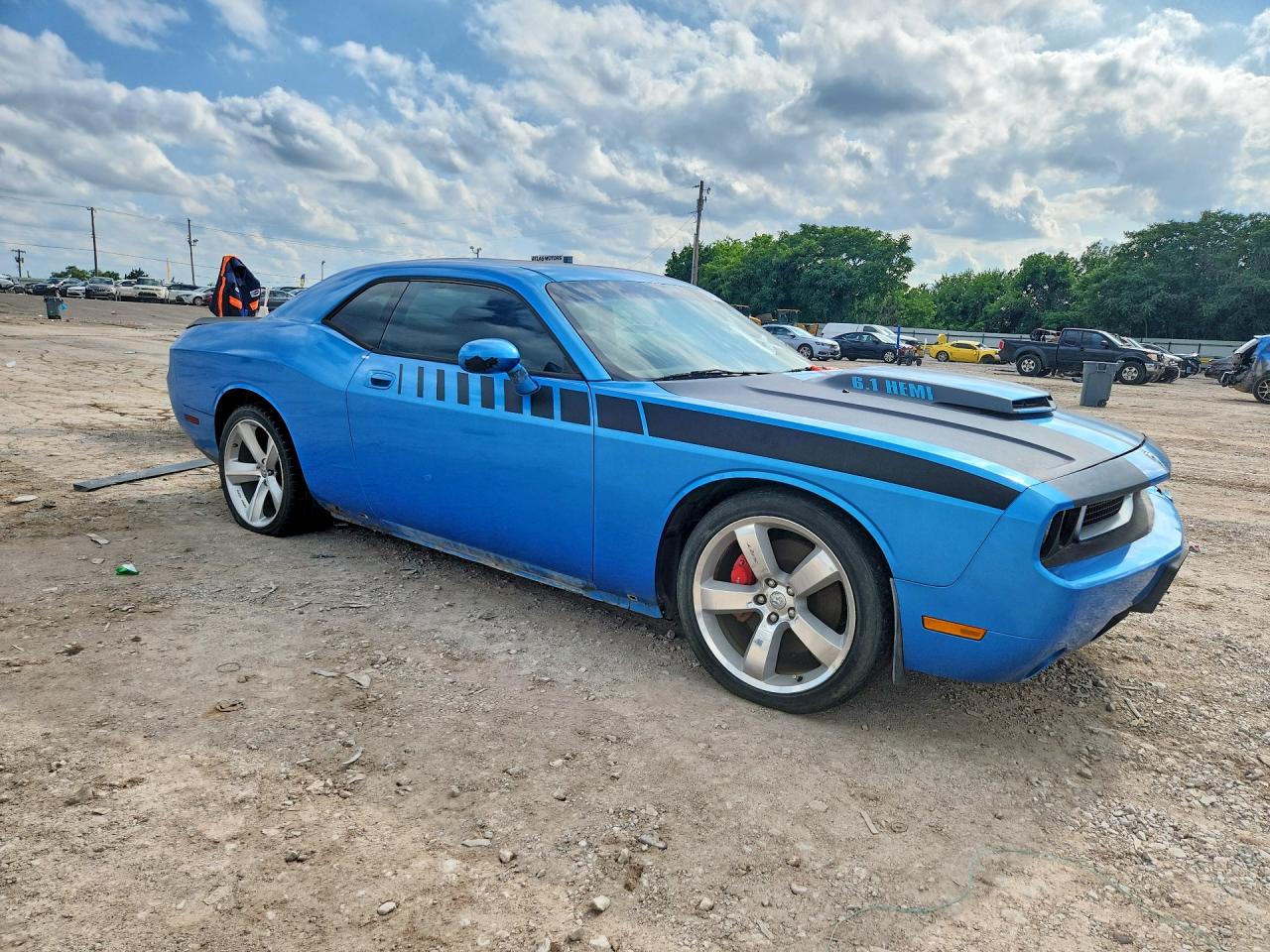 Dodge Challenger Srt-8
