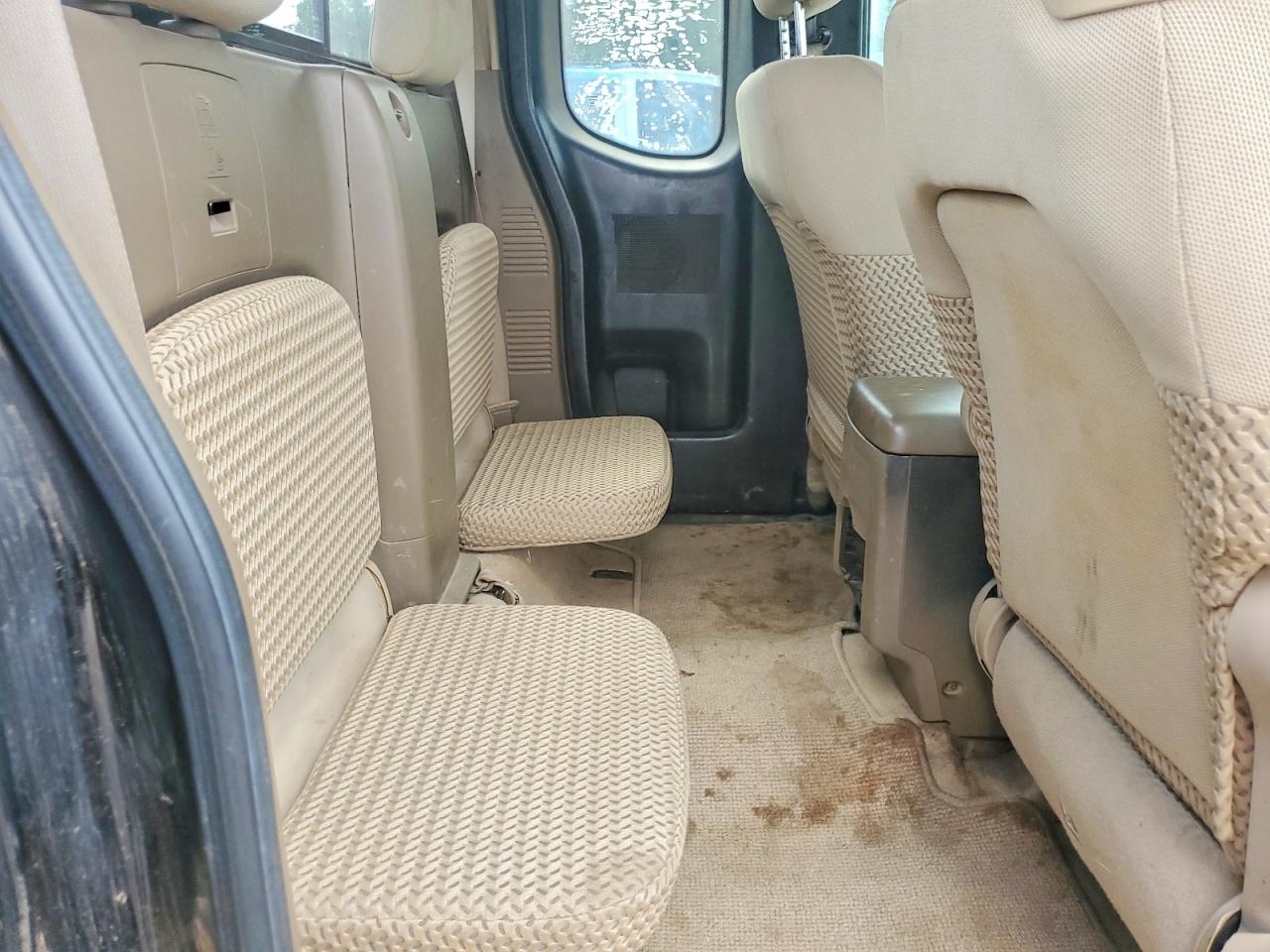 Nissan Frontier Se