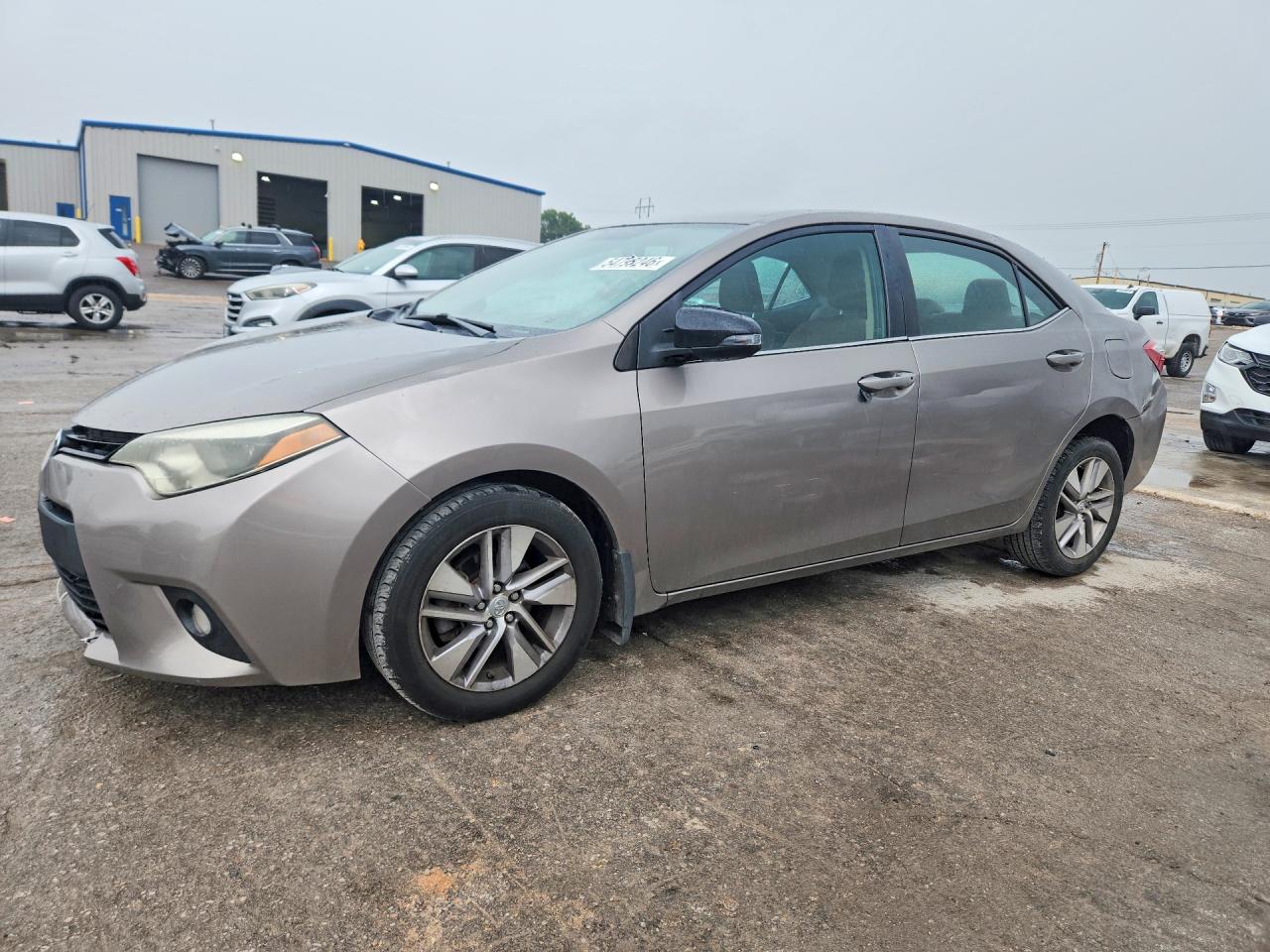Salvage Toyota Corolla Image