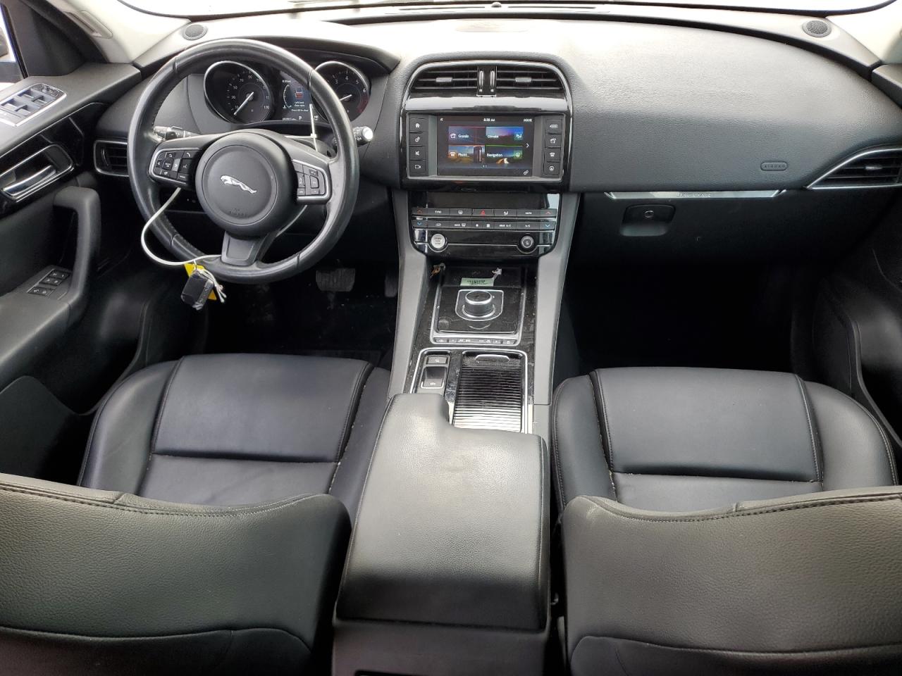 Jaguar F-PACE Premium