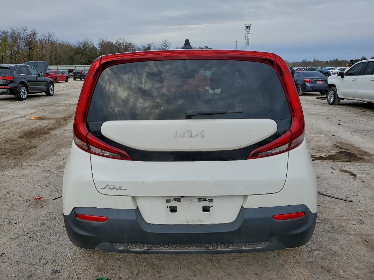 Kia Soul Lx