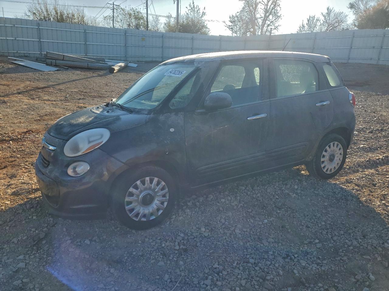 Salvage FIAT 500 Image