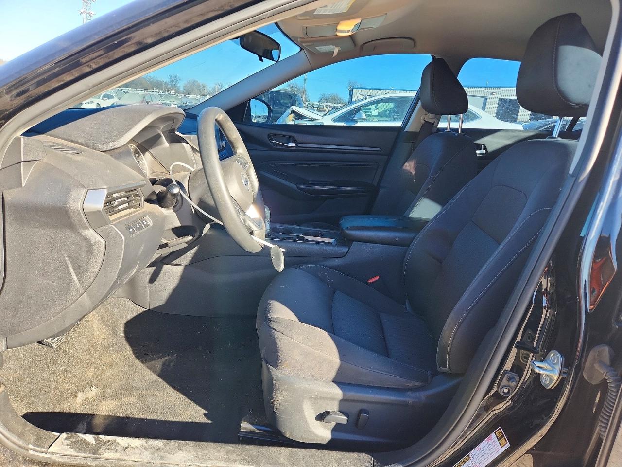 Nissan Altima S