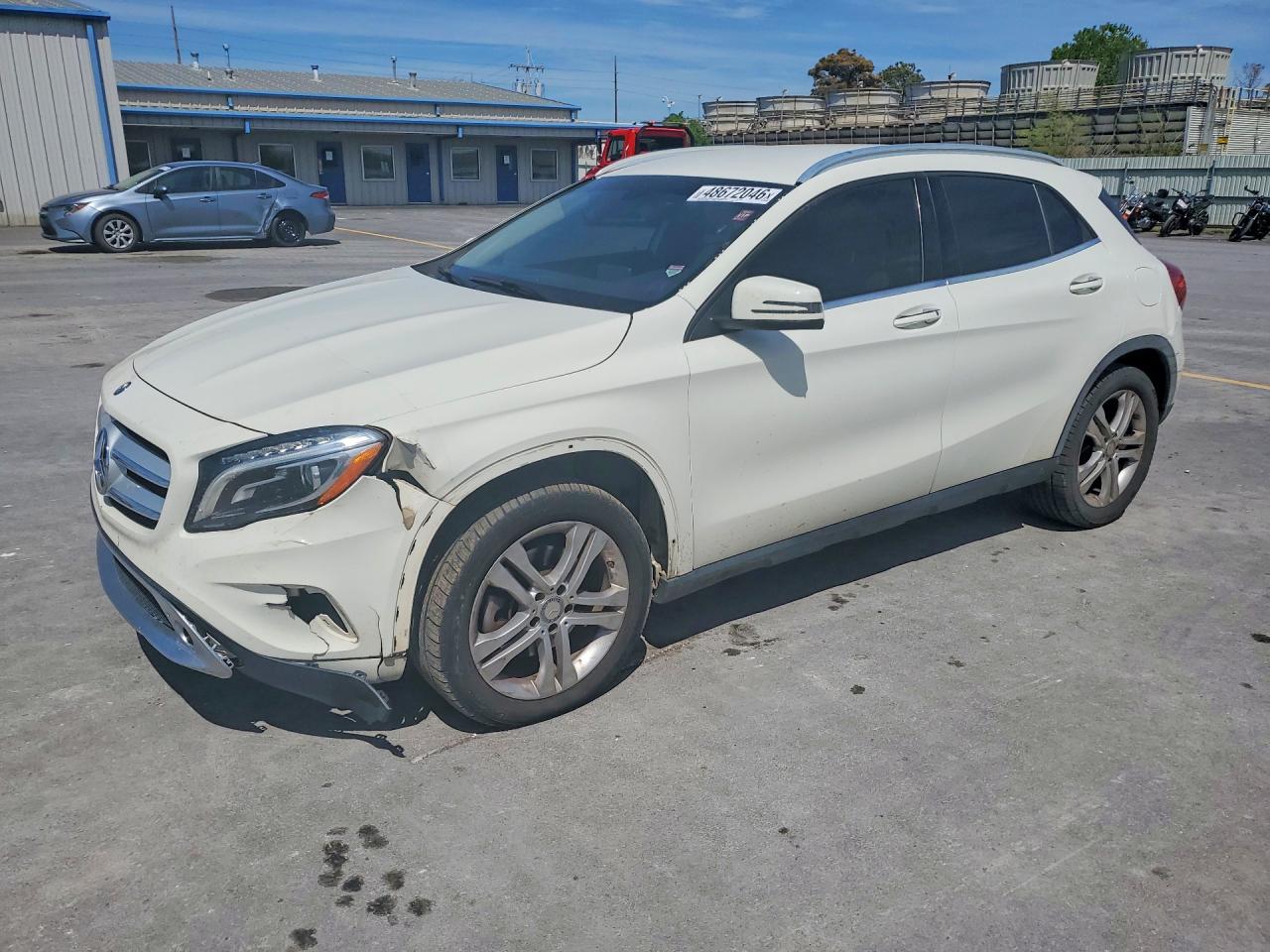 Salvage Mercedes-Benz GLA Image