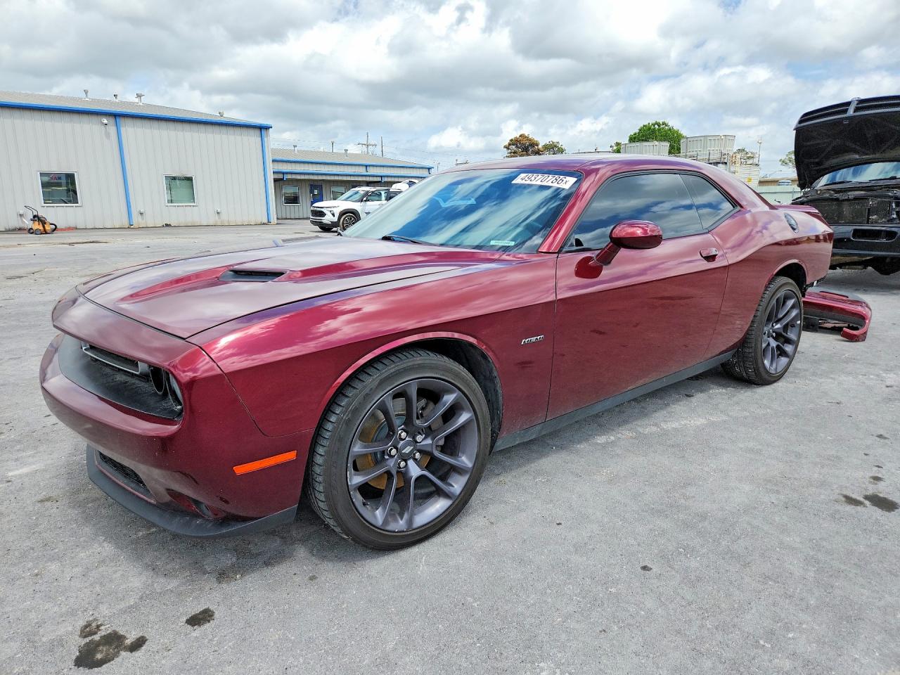 Salvage Dodge Challenger Image