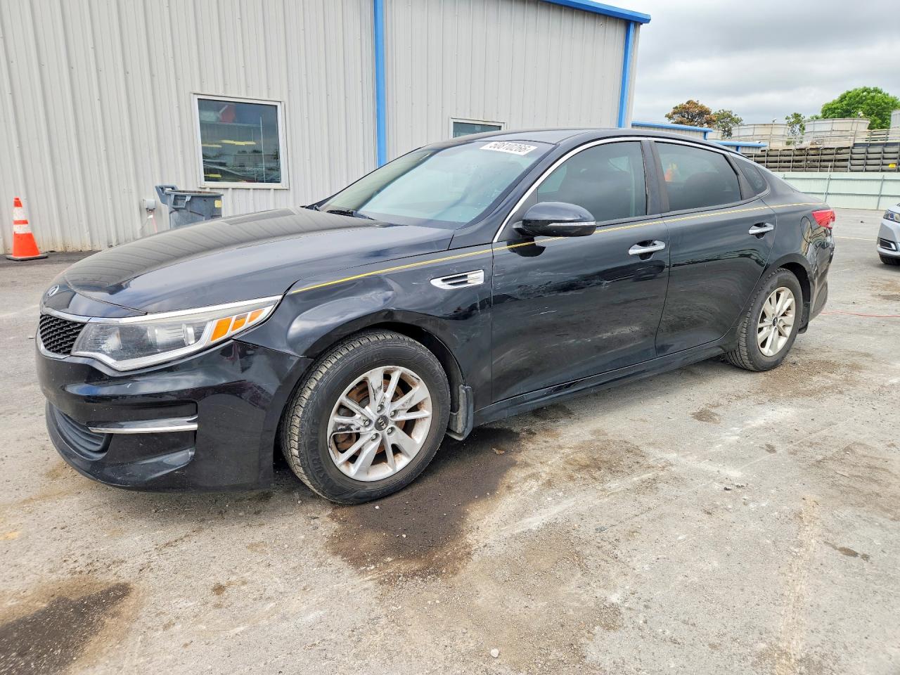 Salvage Kia Optima Image