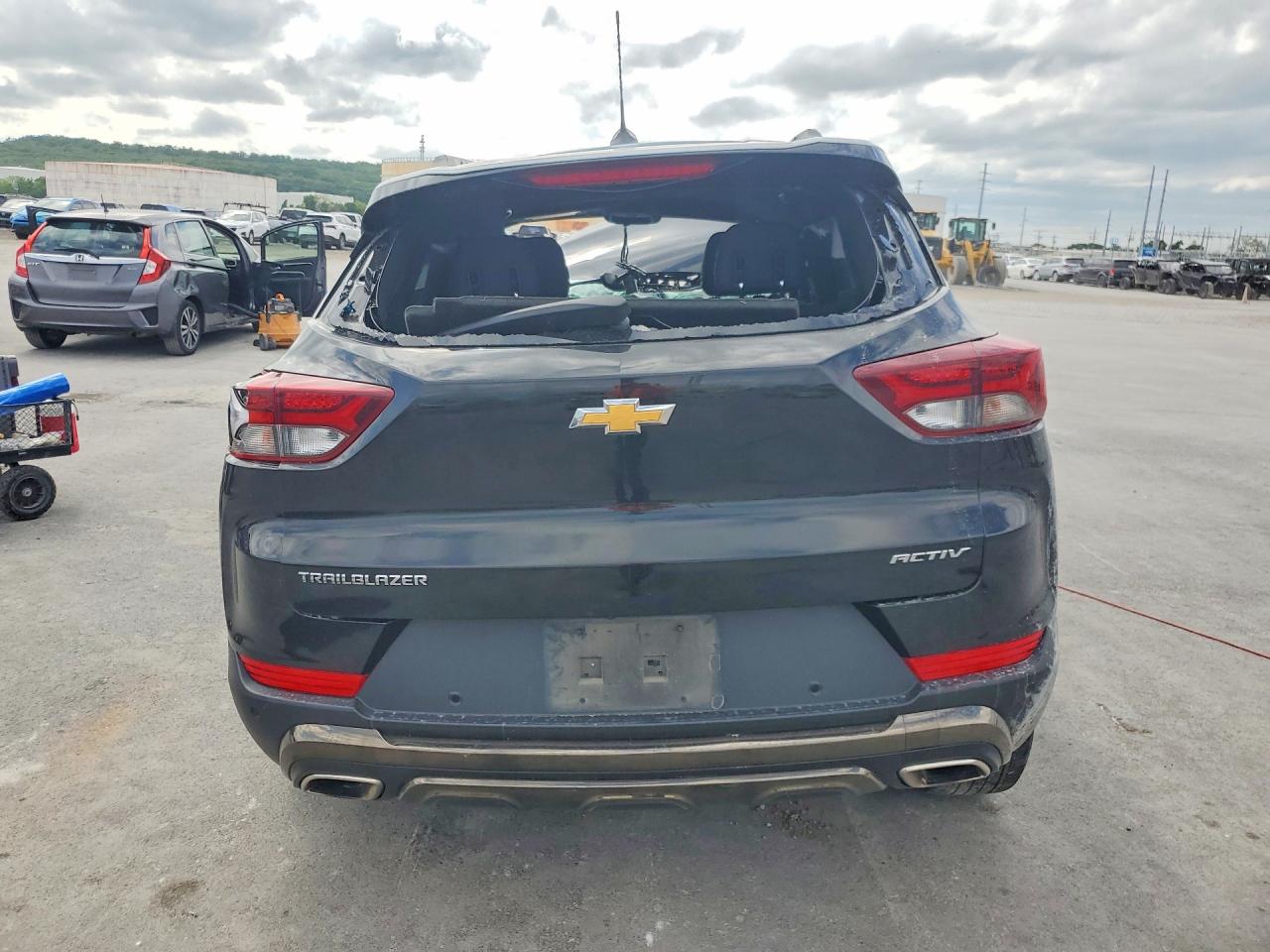 Chevrolet Trailblazer 330