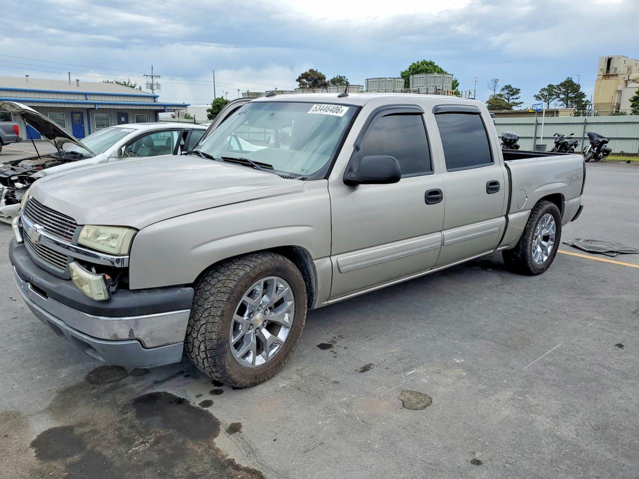 Salvage Chevrolet Silverado Image