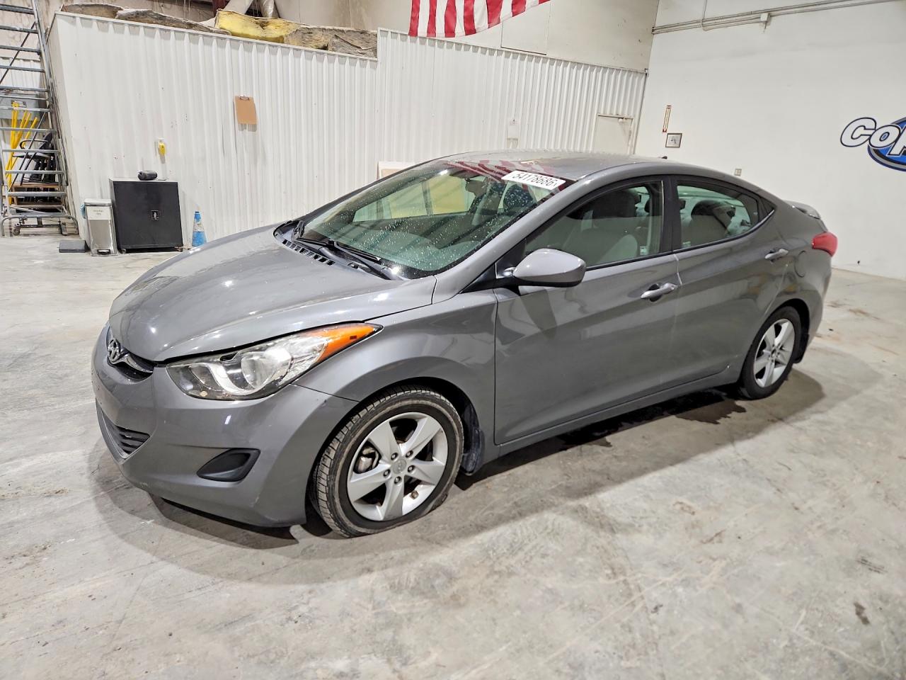 Salvage Hyundai ELANTRA Image