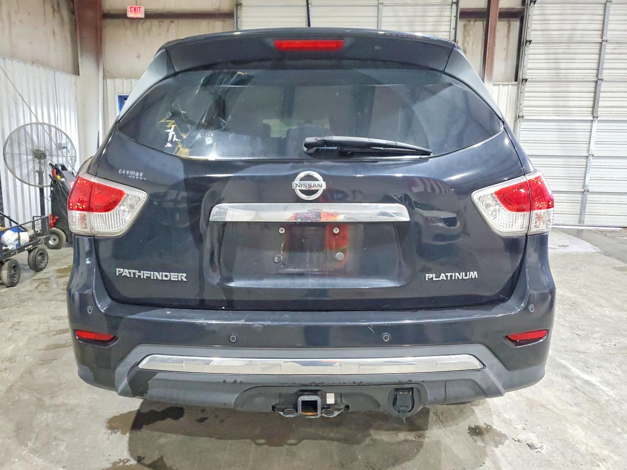 Nissan Pathfinder S