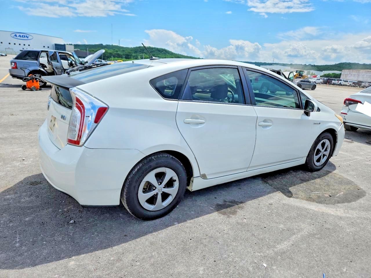 Toyota Prius Four