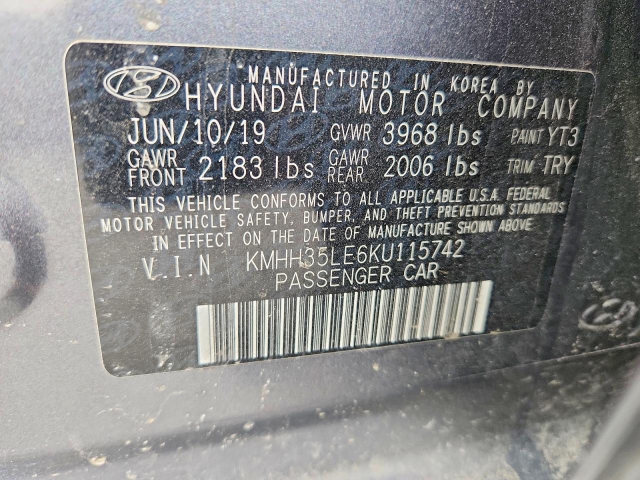 Hyundai ELANTRA
