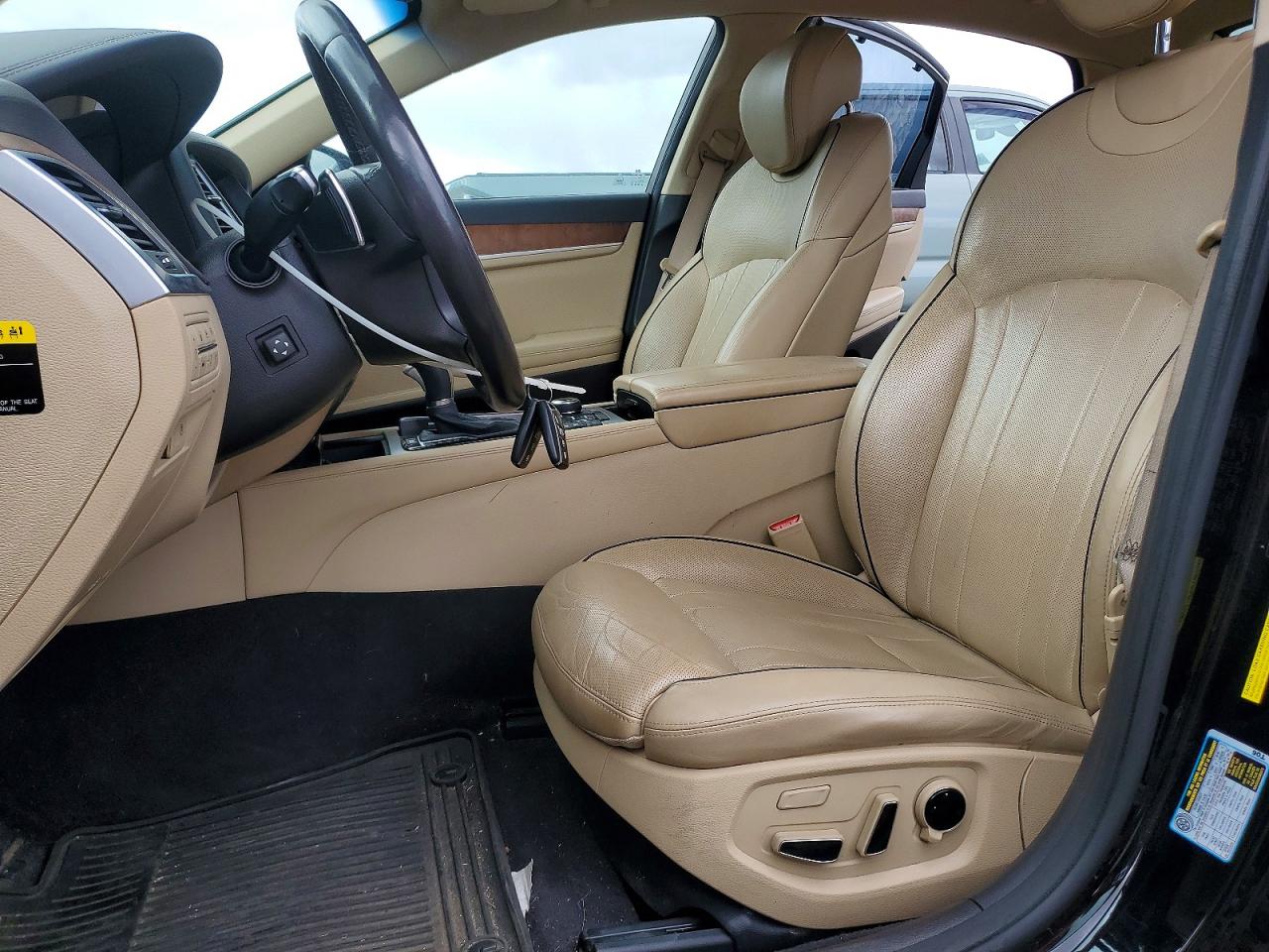 Hyundai Genesis 3.8l