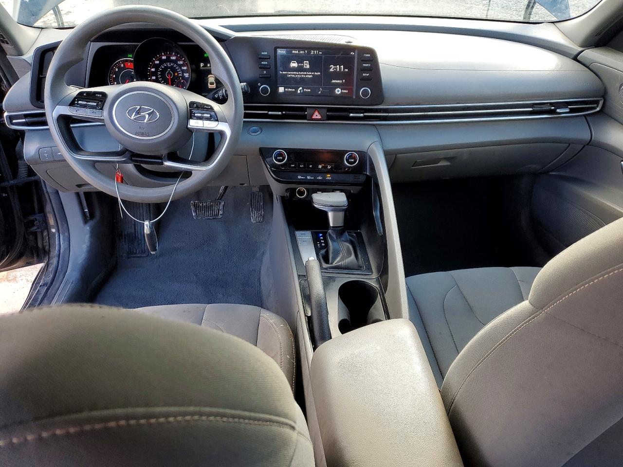 Hyundai ELANTRA Sel