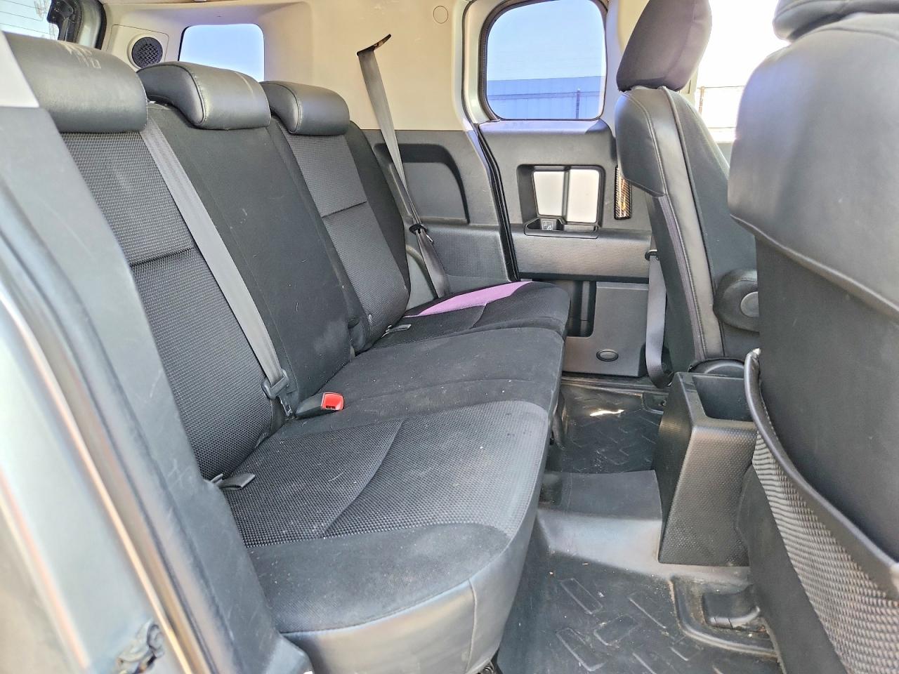 Toyota FJ Cruiser Base