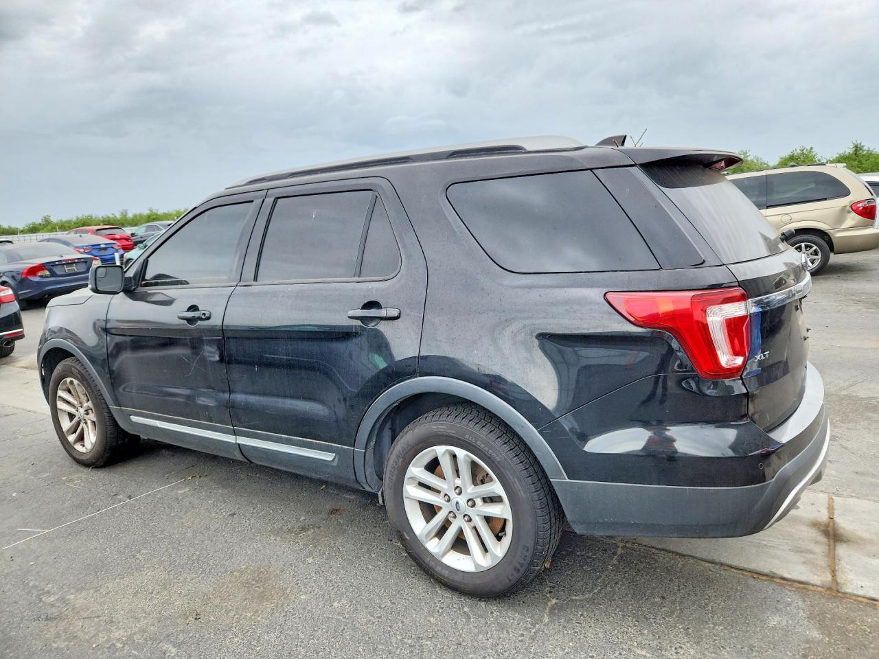 Ford Explorer Xlt