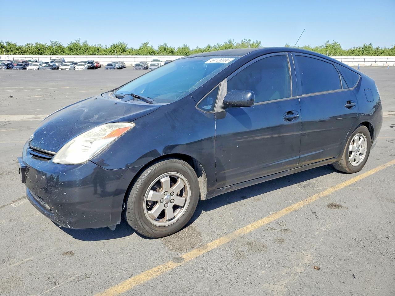 Salvage Toyota Prius Image