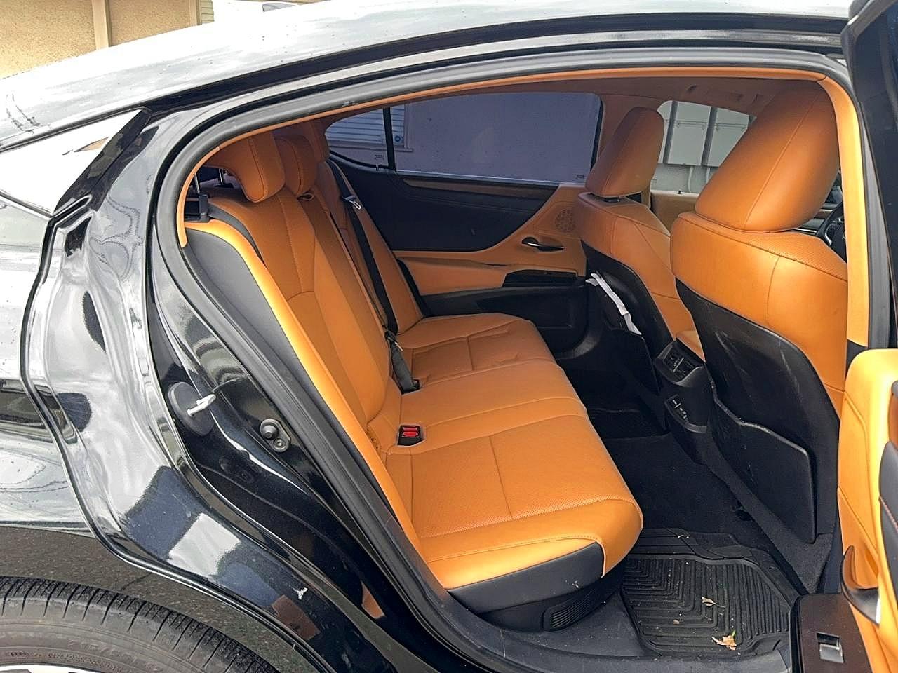 Lexus Es Base