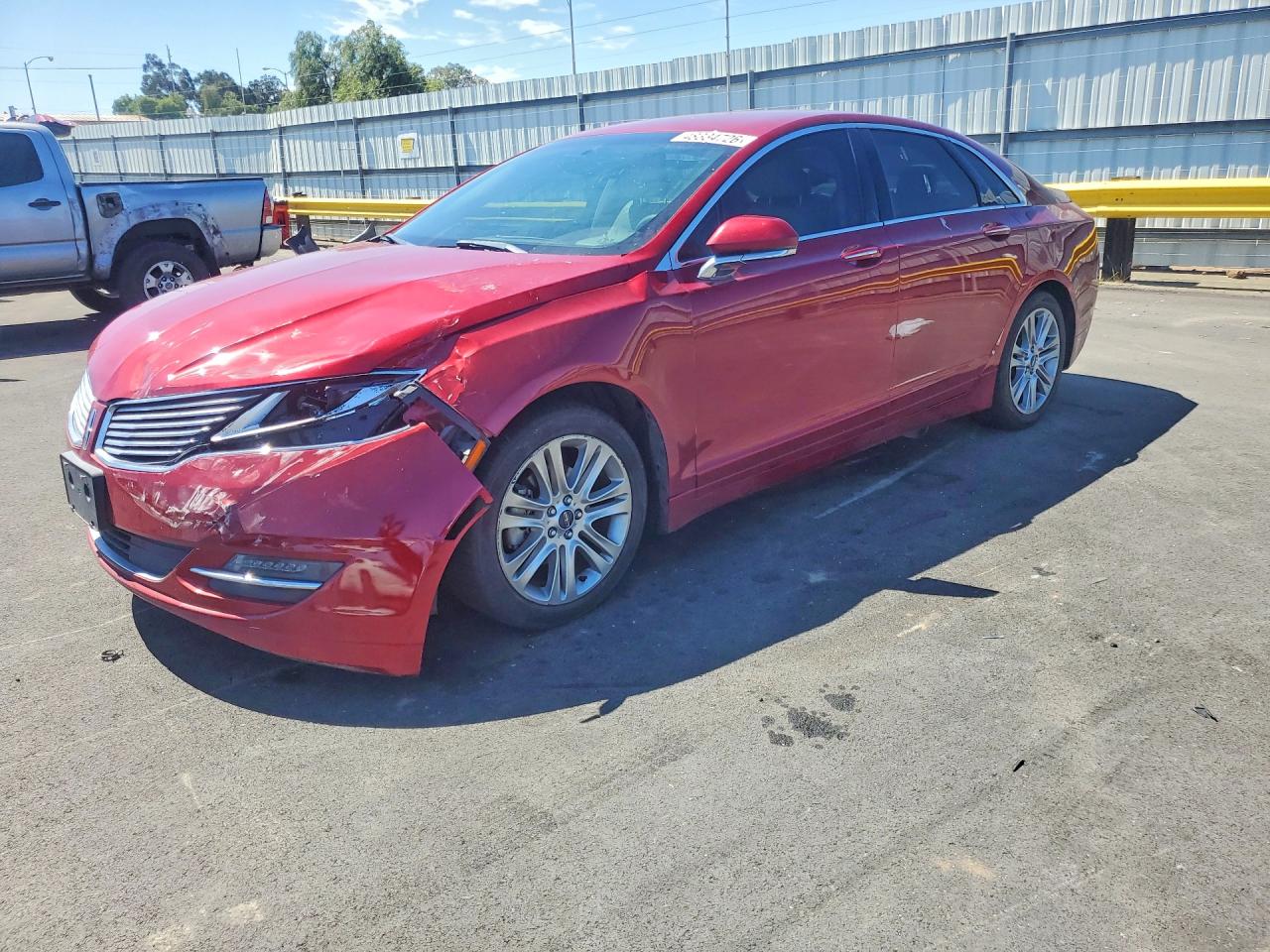 Salvage Lincoln MKZ Image