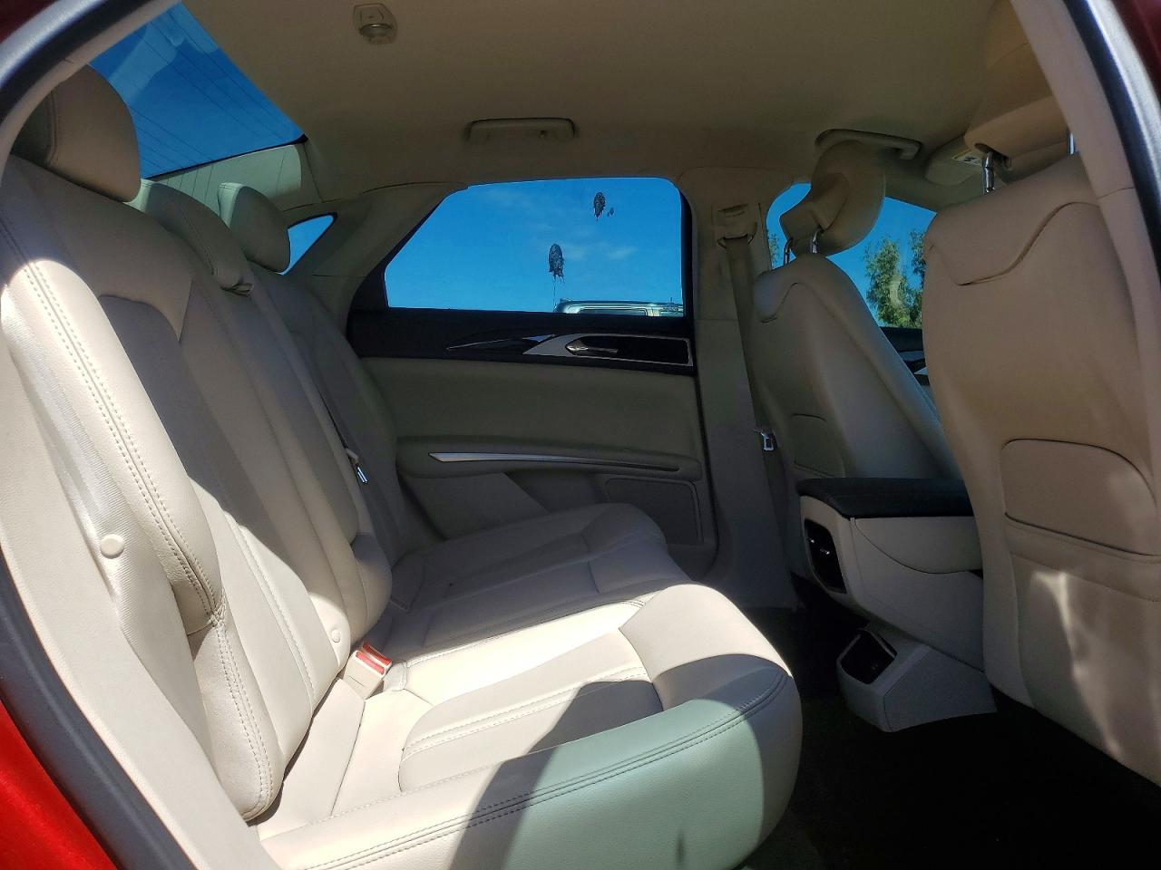 Lincoln MKZ Hybrid