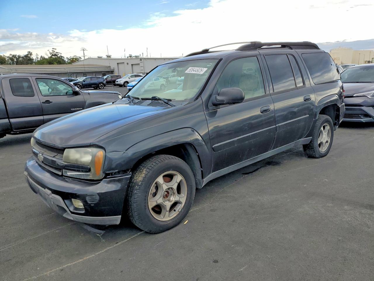 Salvage Chevrolet Trailblaze Image