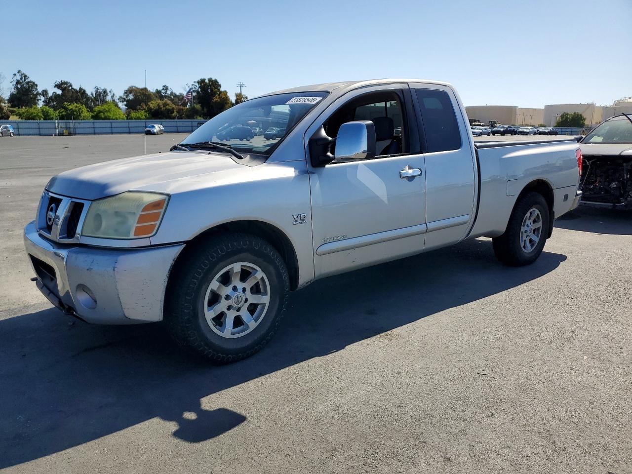 Salvage Nissan Titan Image