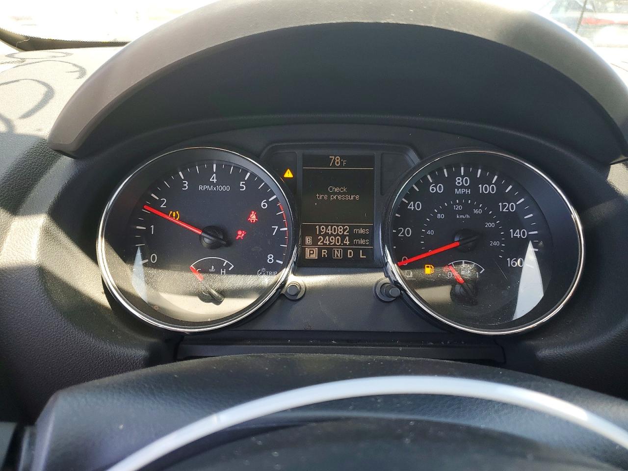 Nissan Rogue S