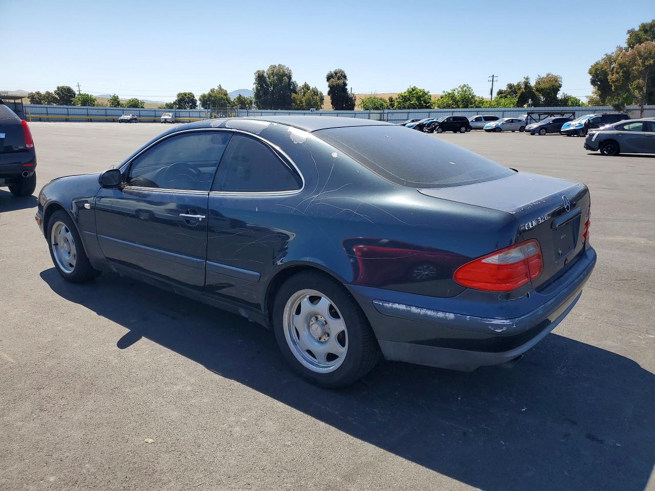 Mercedes-Benz Clk-class 320