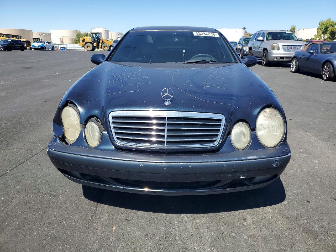 Mercedes-Benz Clk-class 320
