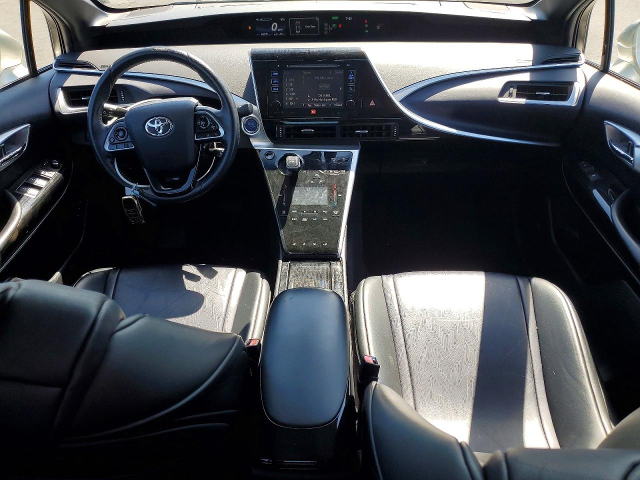 Toyota Mirai Base
