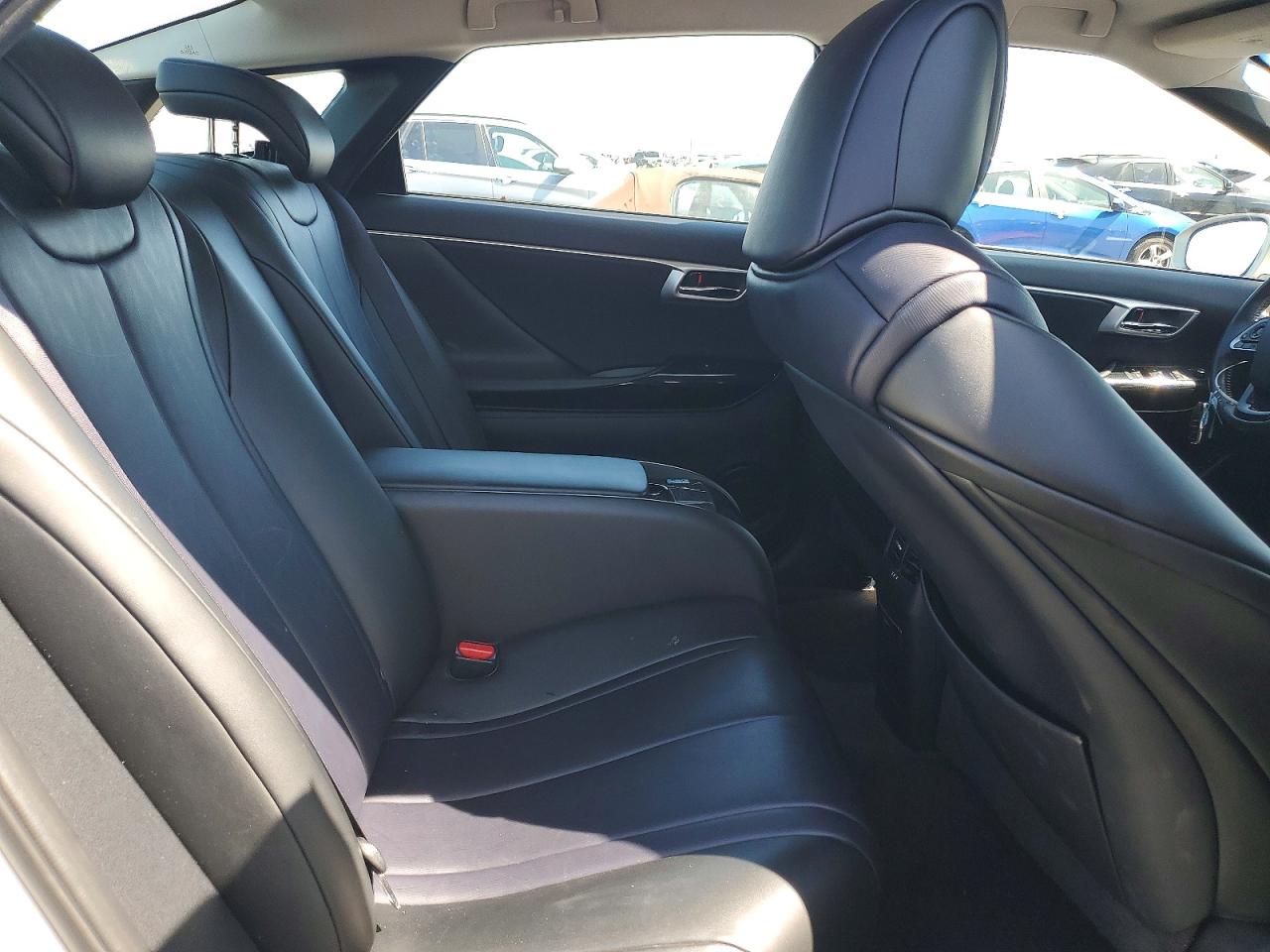 Toyota Mirai Base
