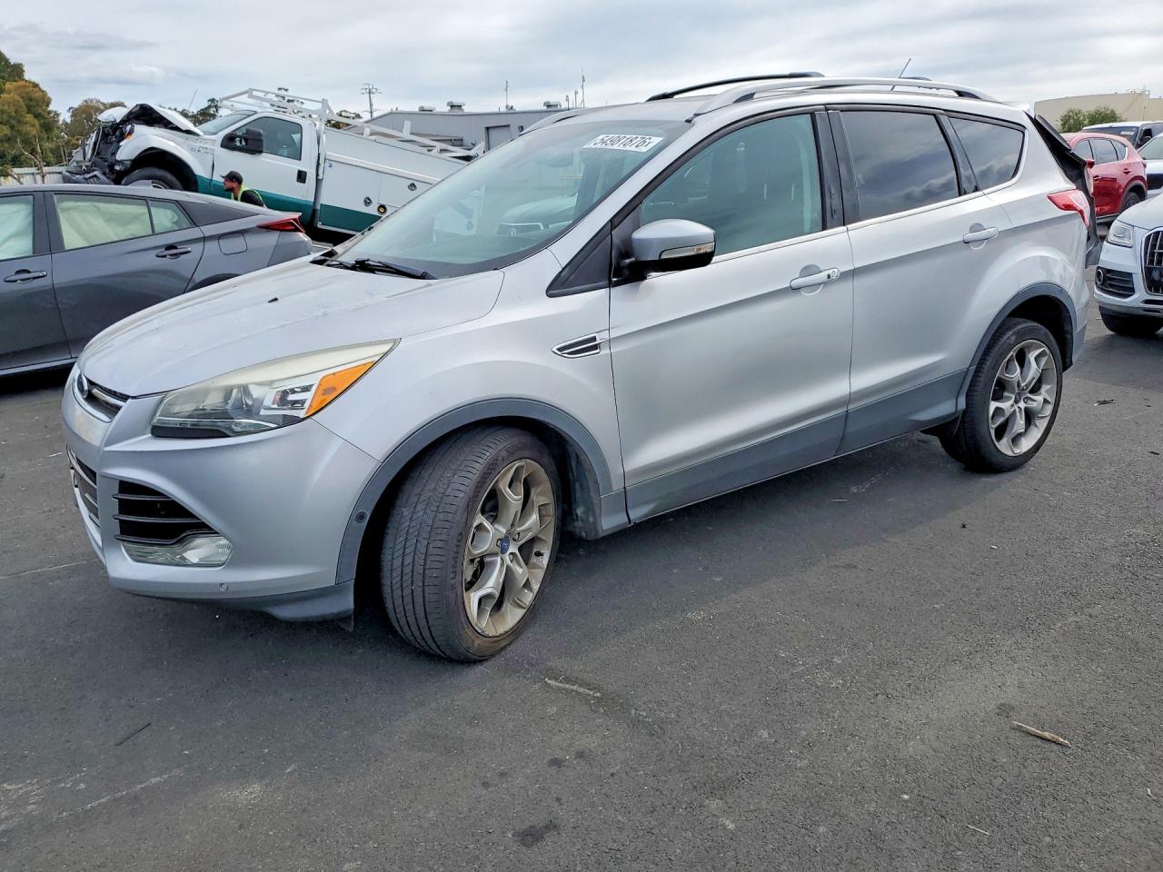 Salvage Ford Escape Image