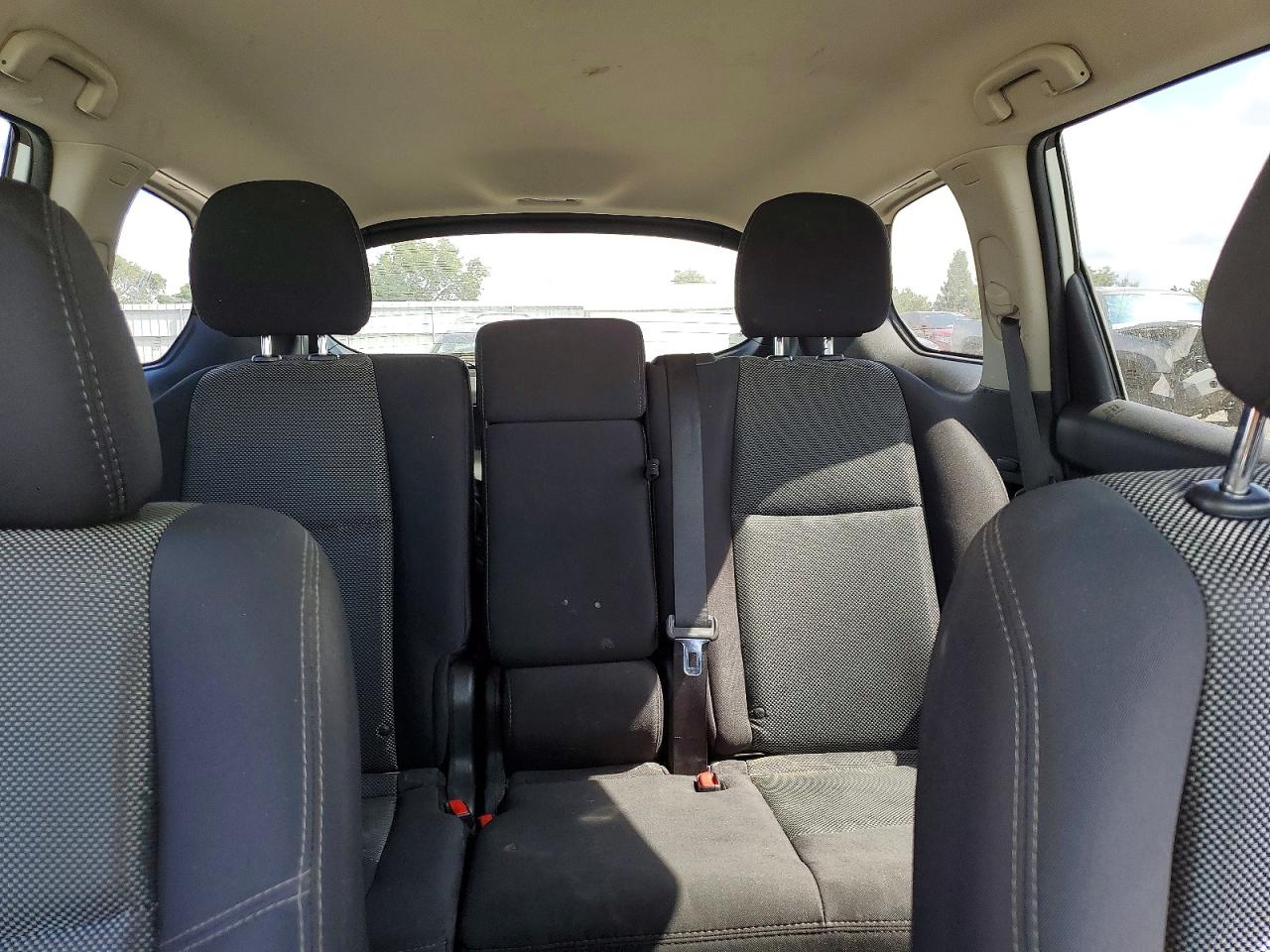 Nissan Pathfinder S