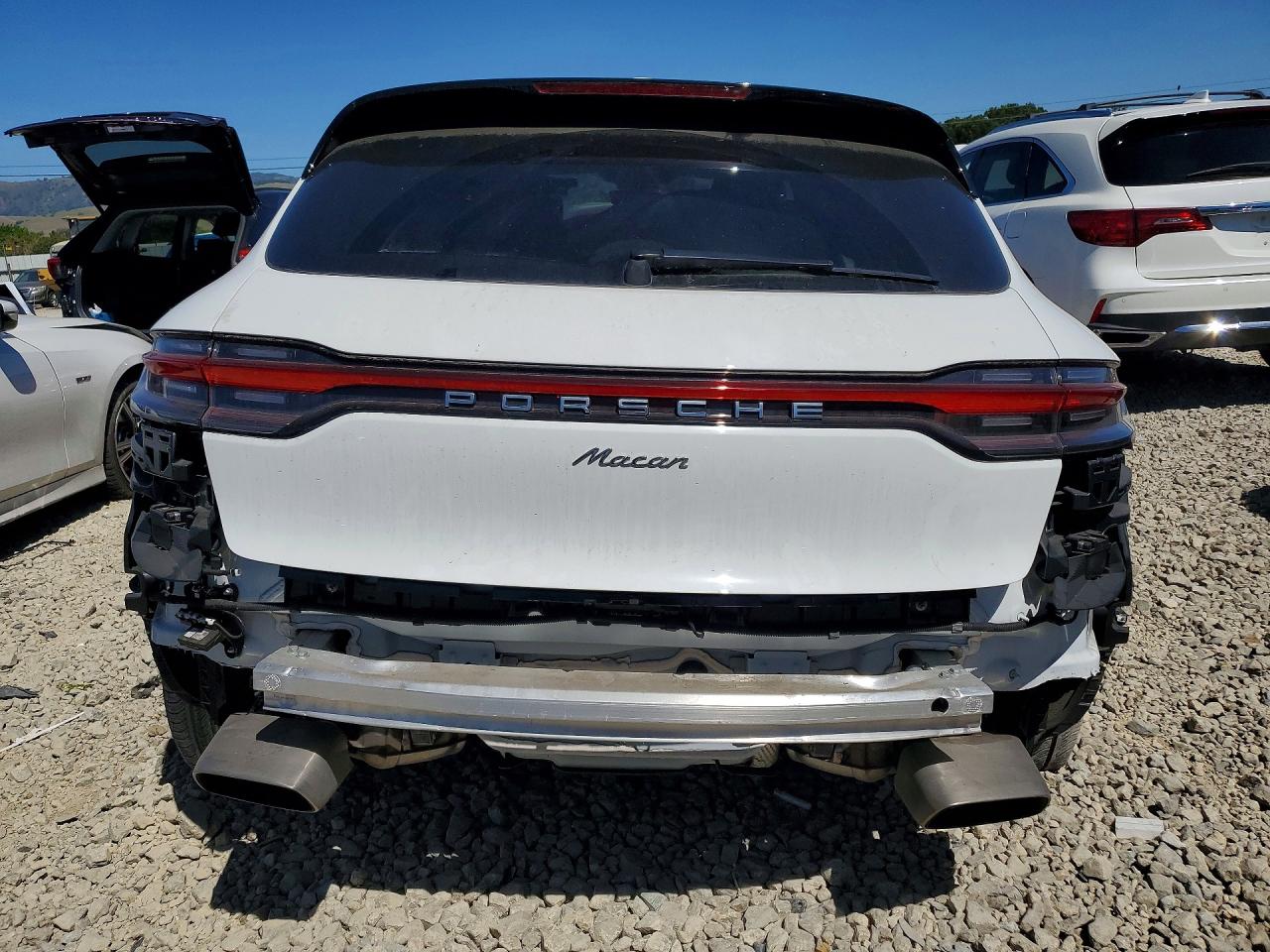 Porsche Macan Base
