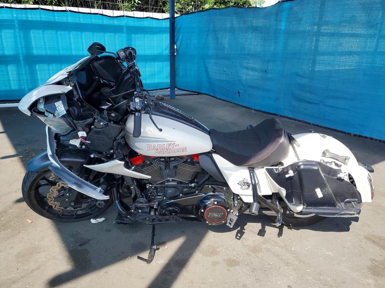 Harley-Davidson Fltrxstse