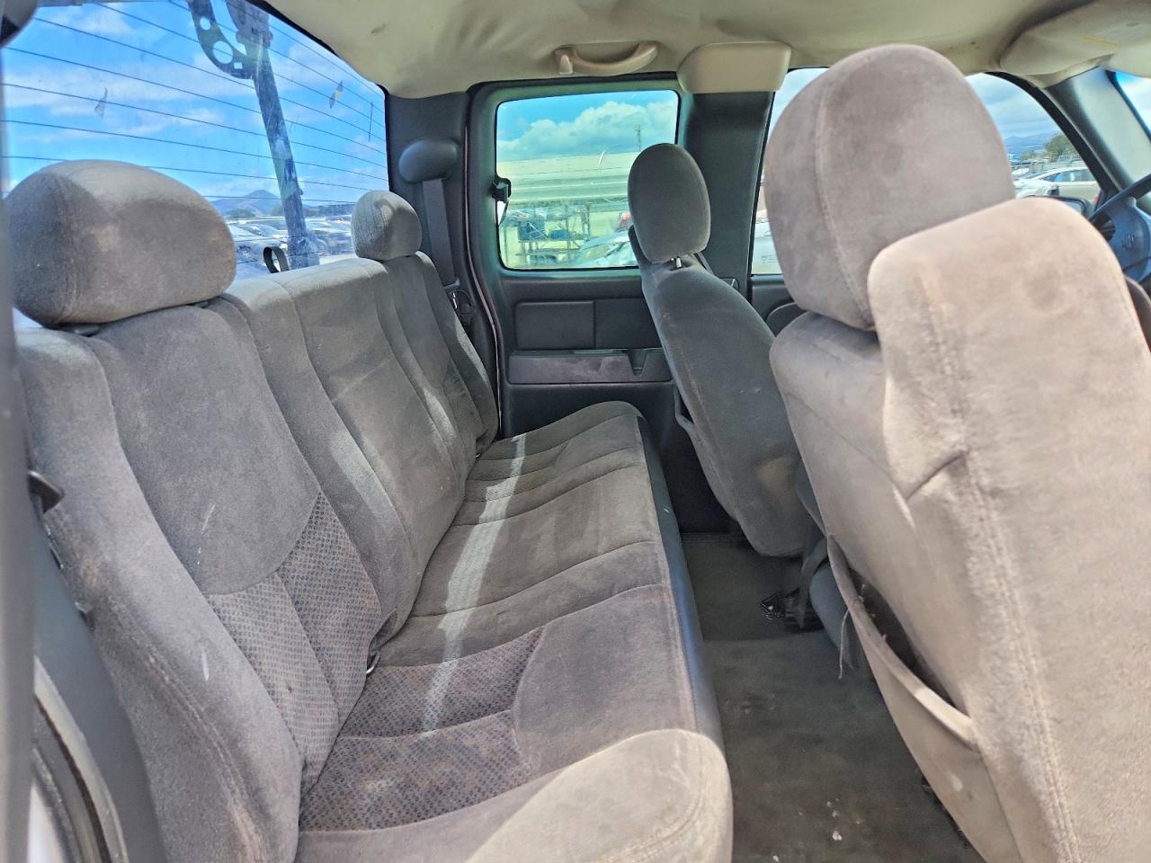 Chevrolet Silverado C1500