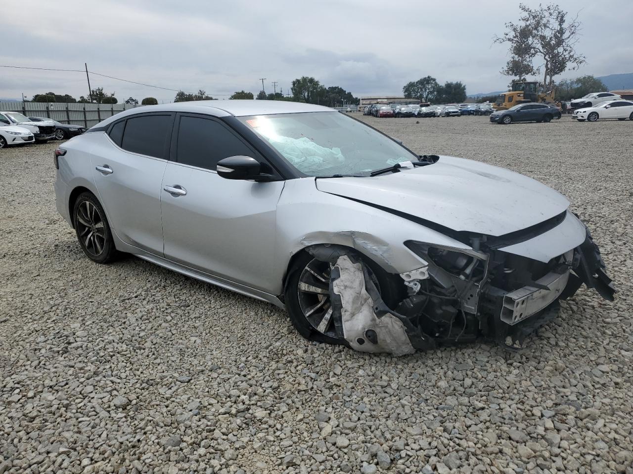 Nissan Maxima S