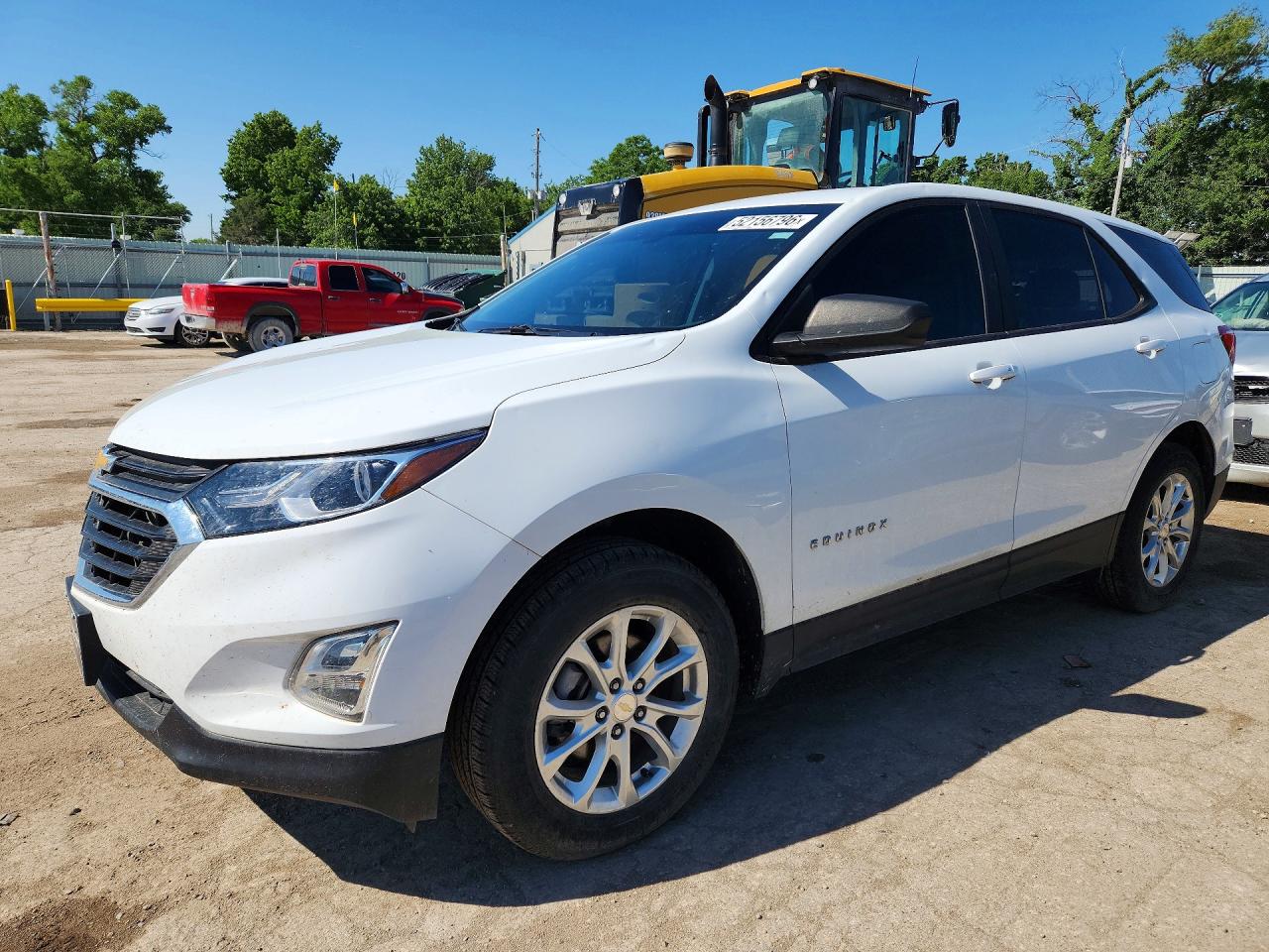 Salvage Chevrolet Equinox Image