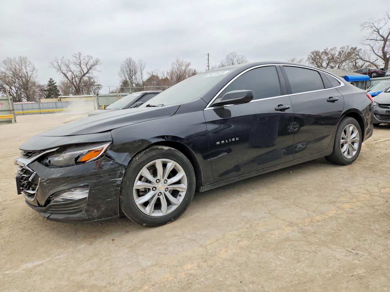 Salvage Chevrolet Malibu Image