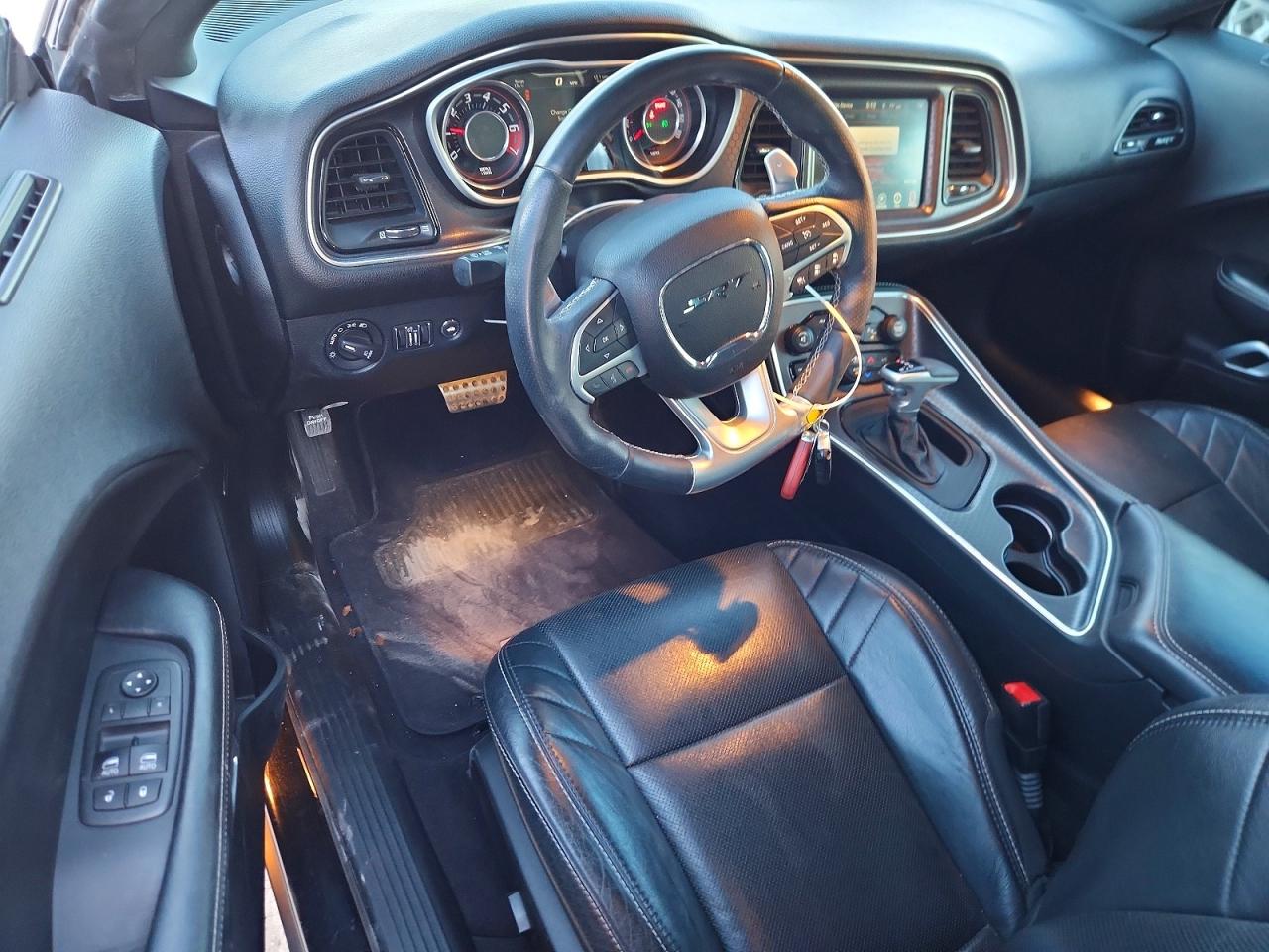 Dodge Challenger Srt 392