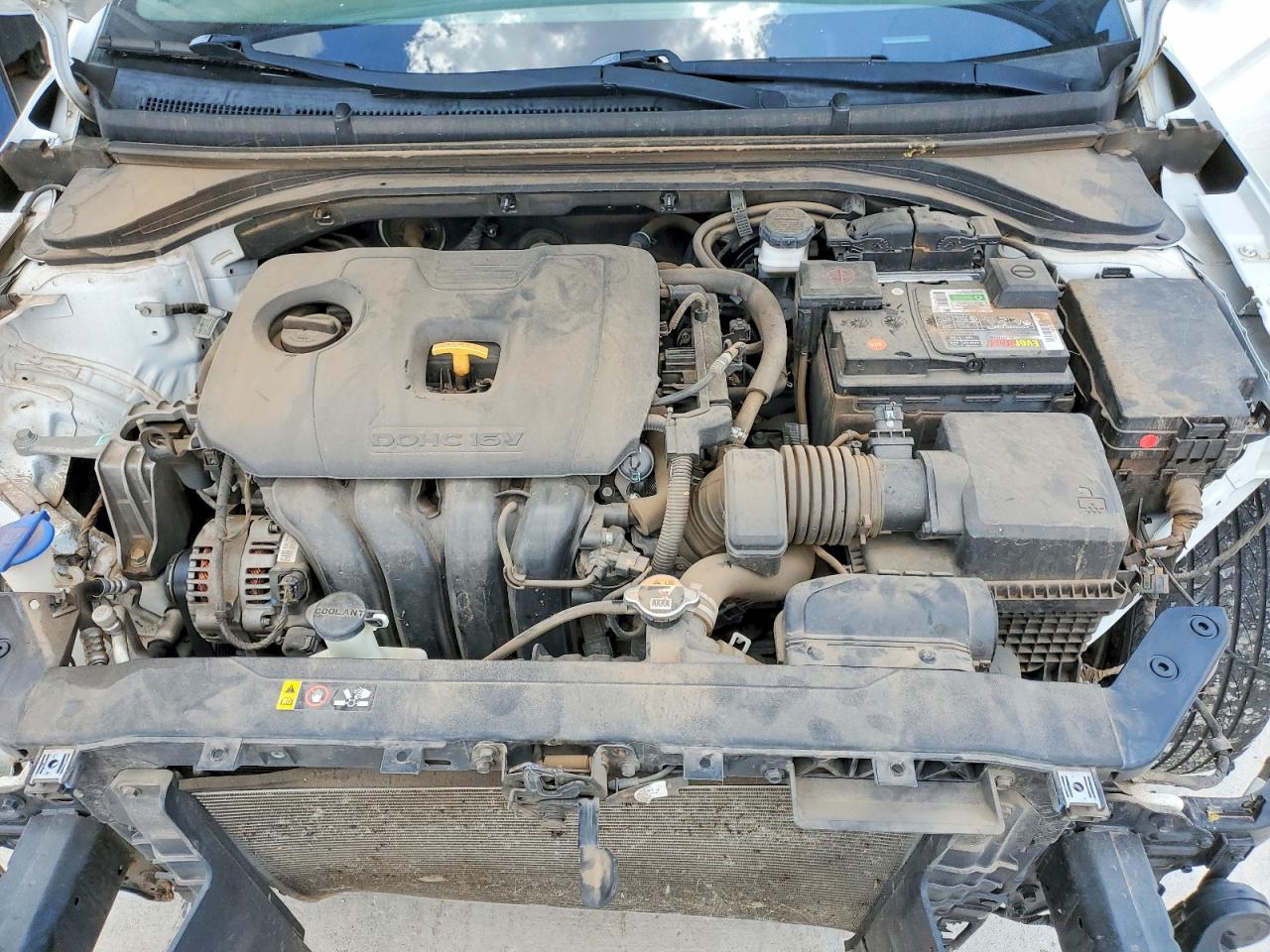 Hyundai ELANTRA Sel