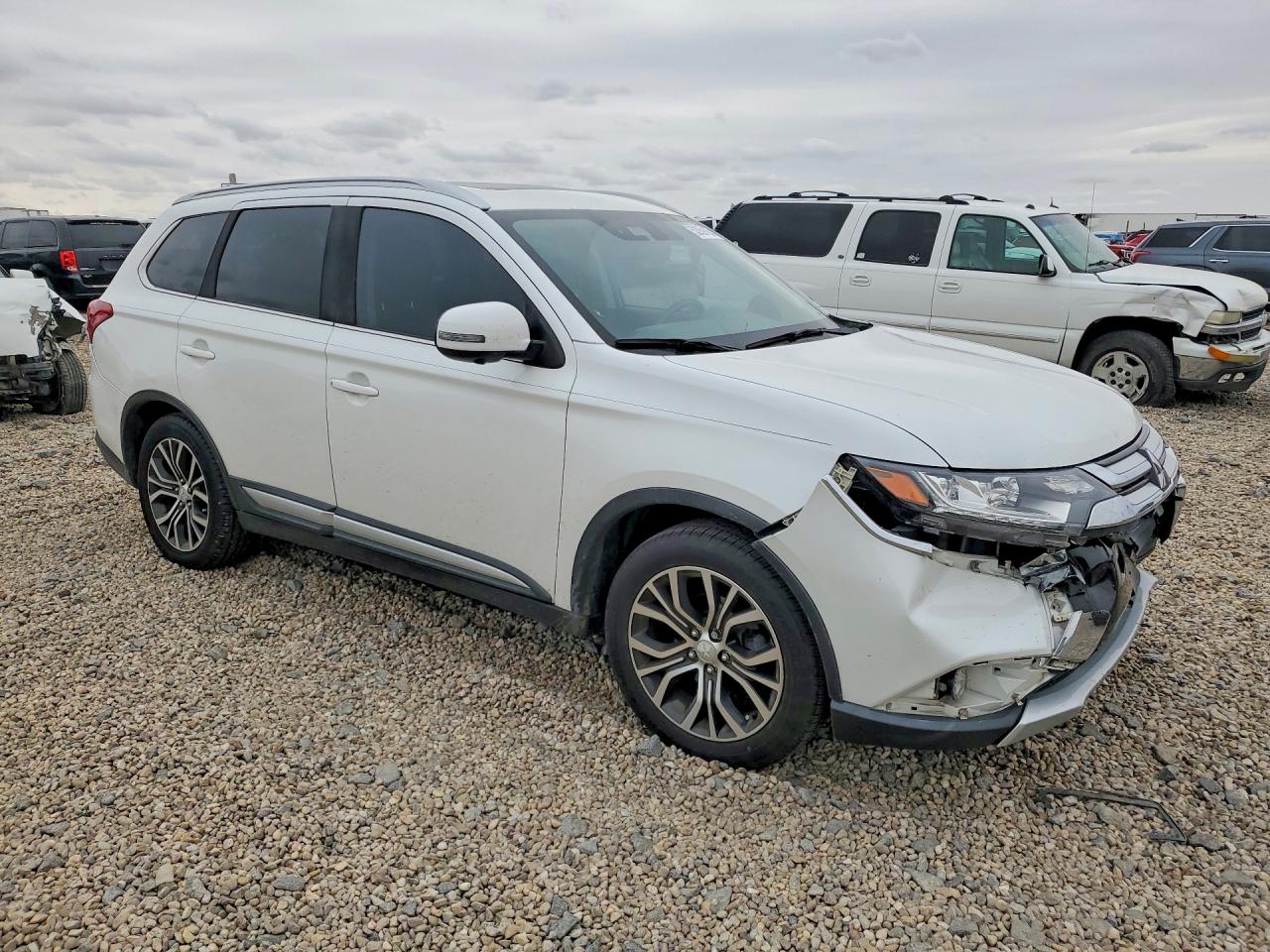 Mitsubishi Outlander Se