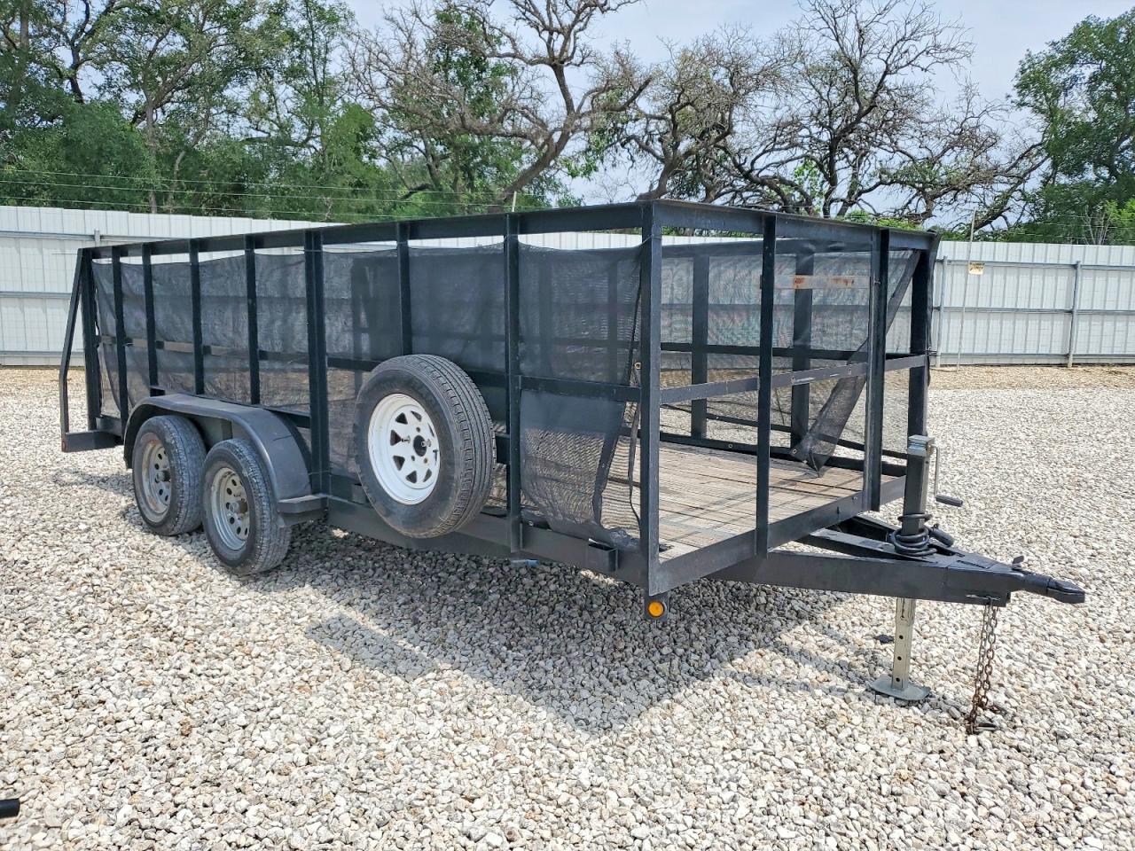 Salvage Parker Trailers Image