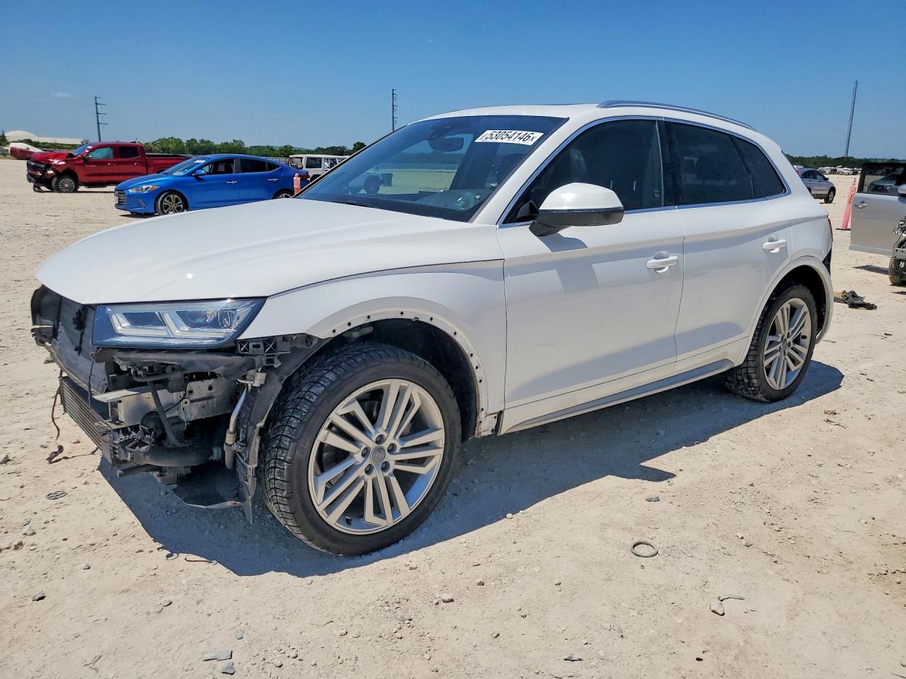 Salvage Audi Q5 Image