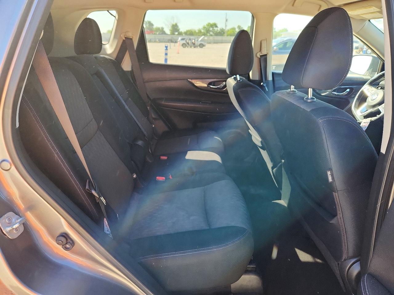 Nissan Rogue Sv