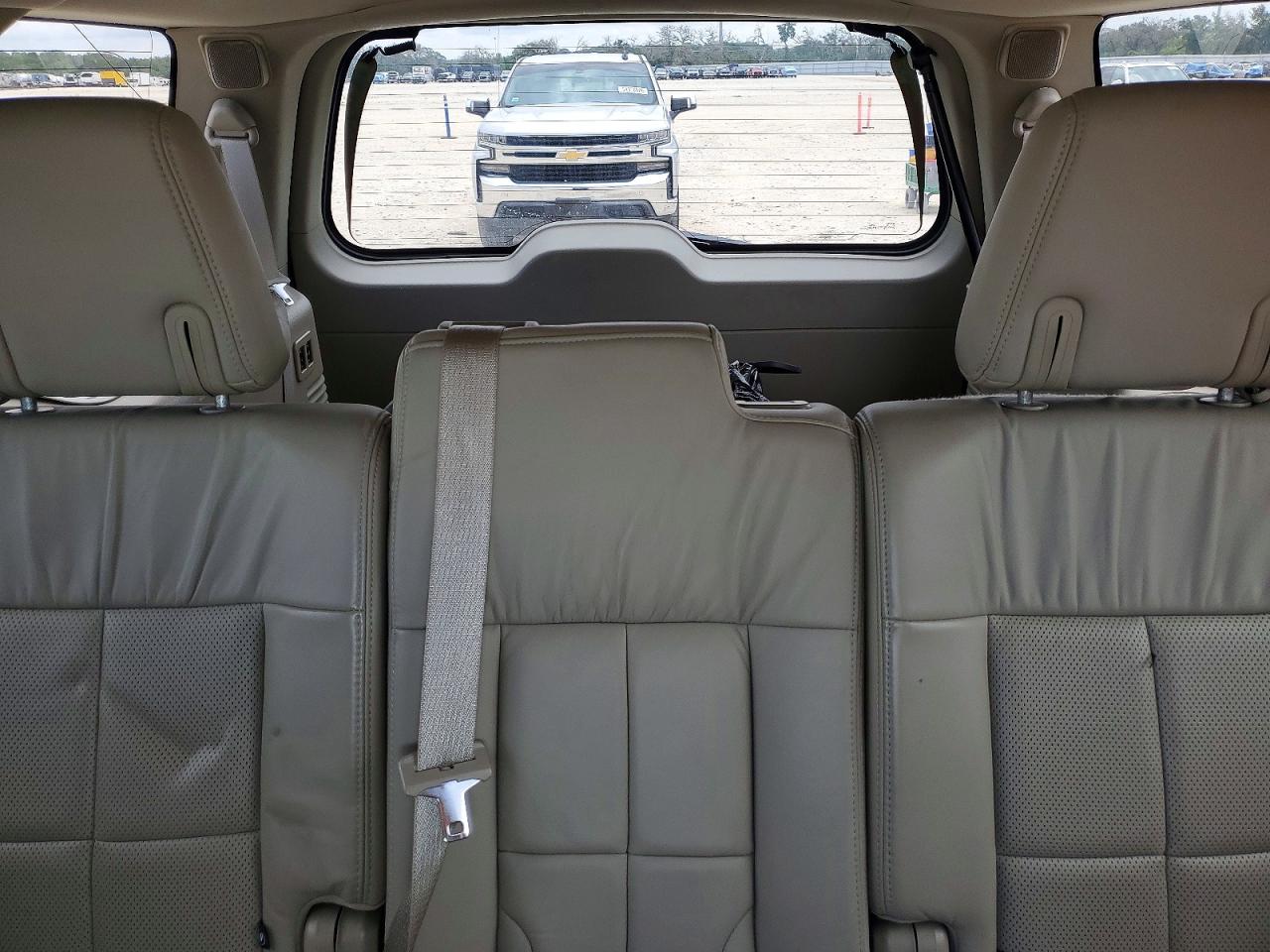 Lincoln Navigator