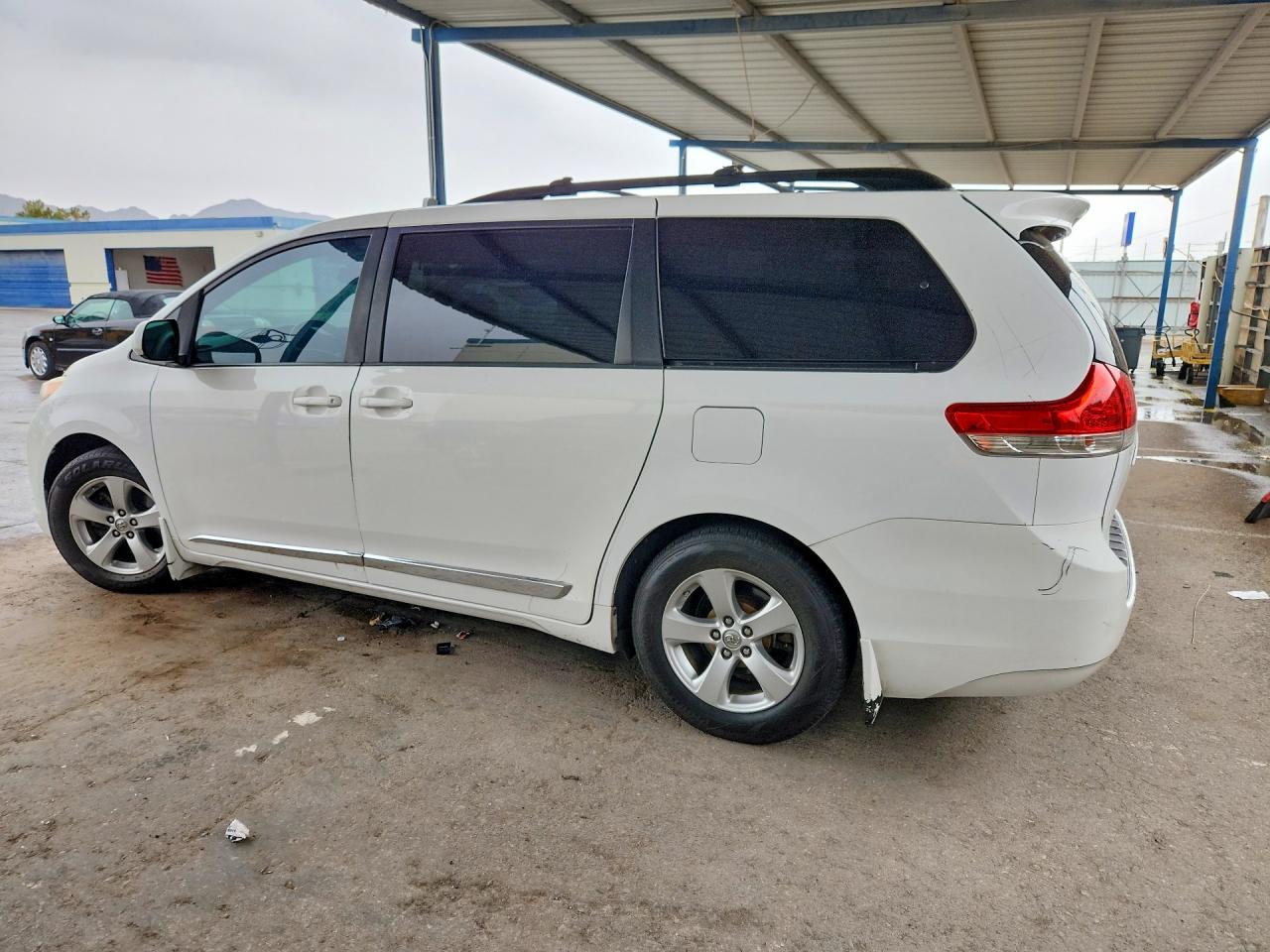 Toyota Sienna Le