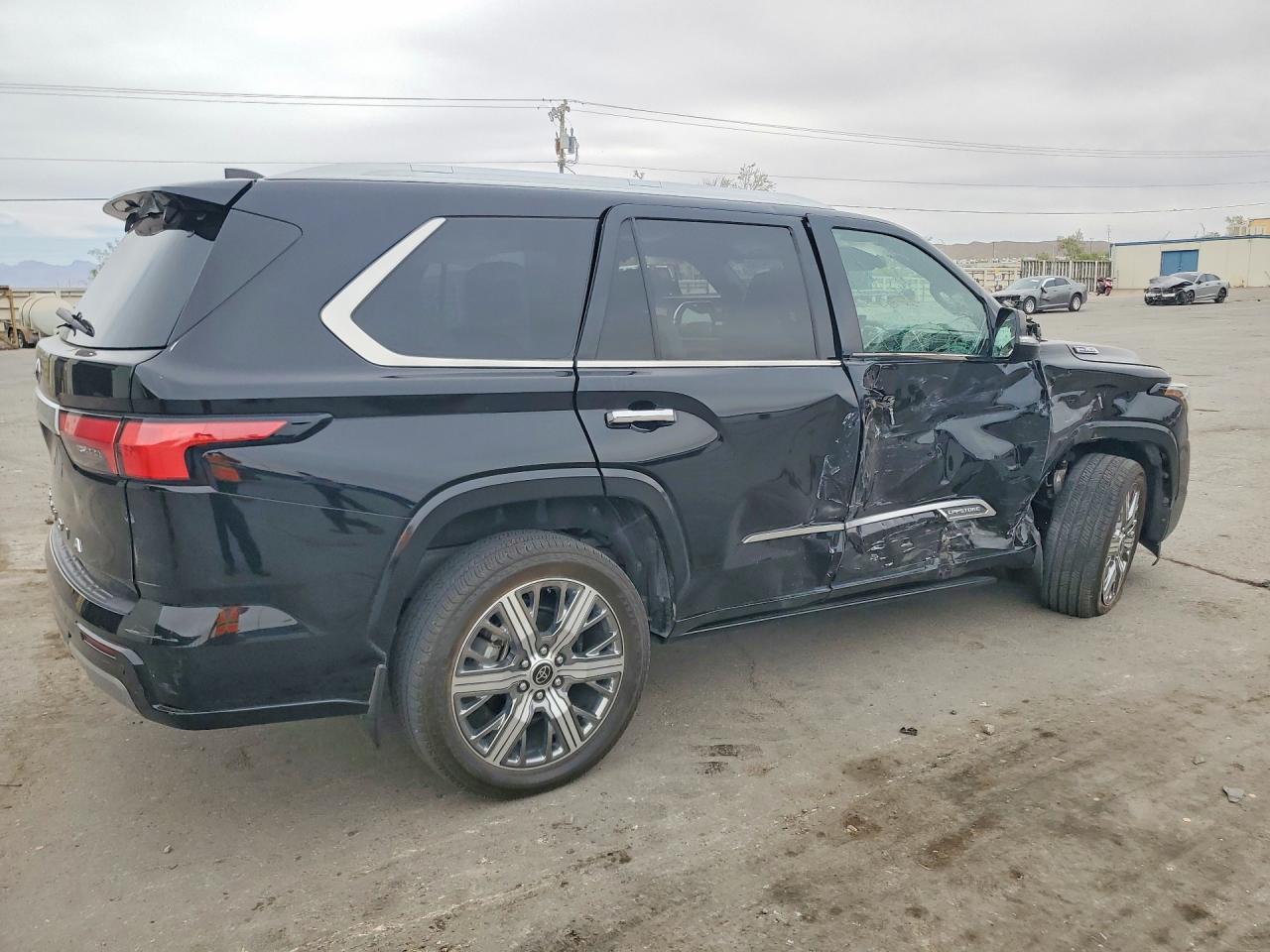 Toyota Sequoia Capstone