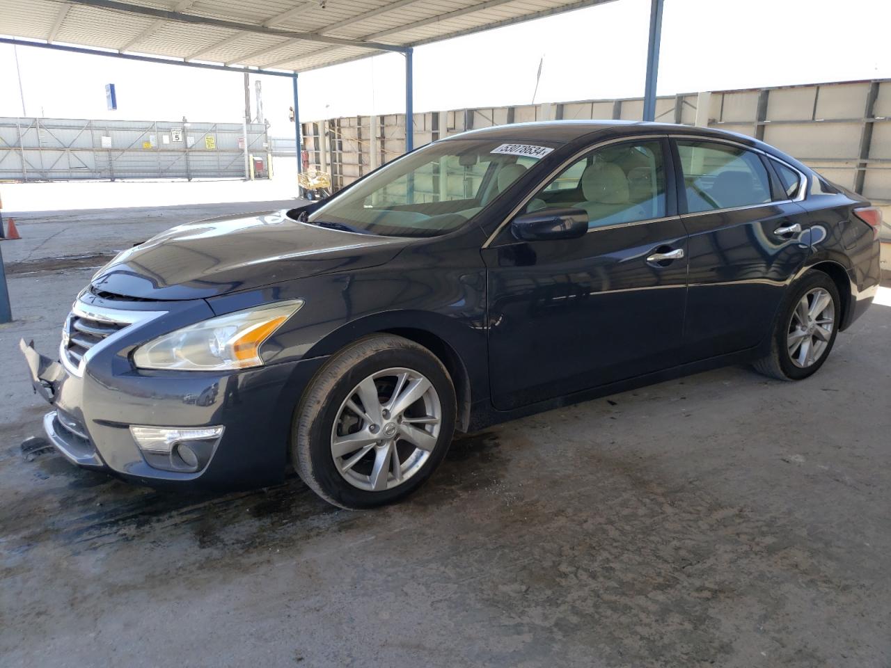 Salvage Nissan Altima Image